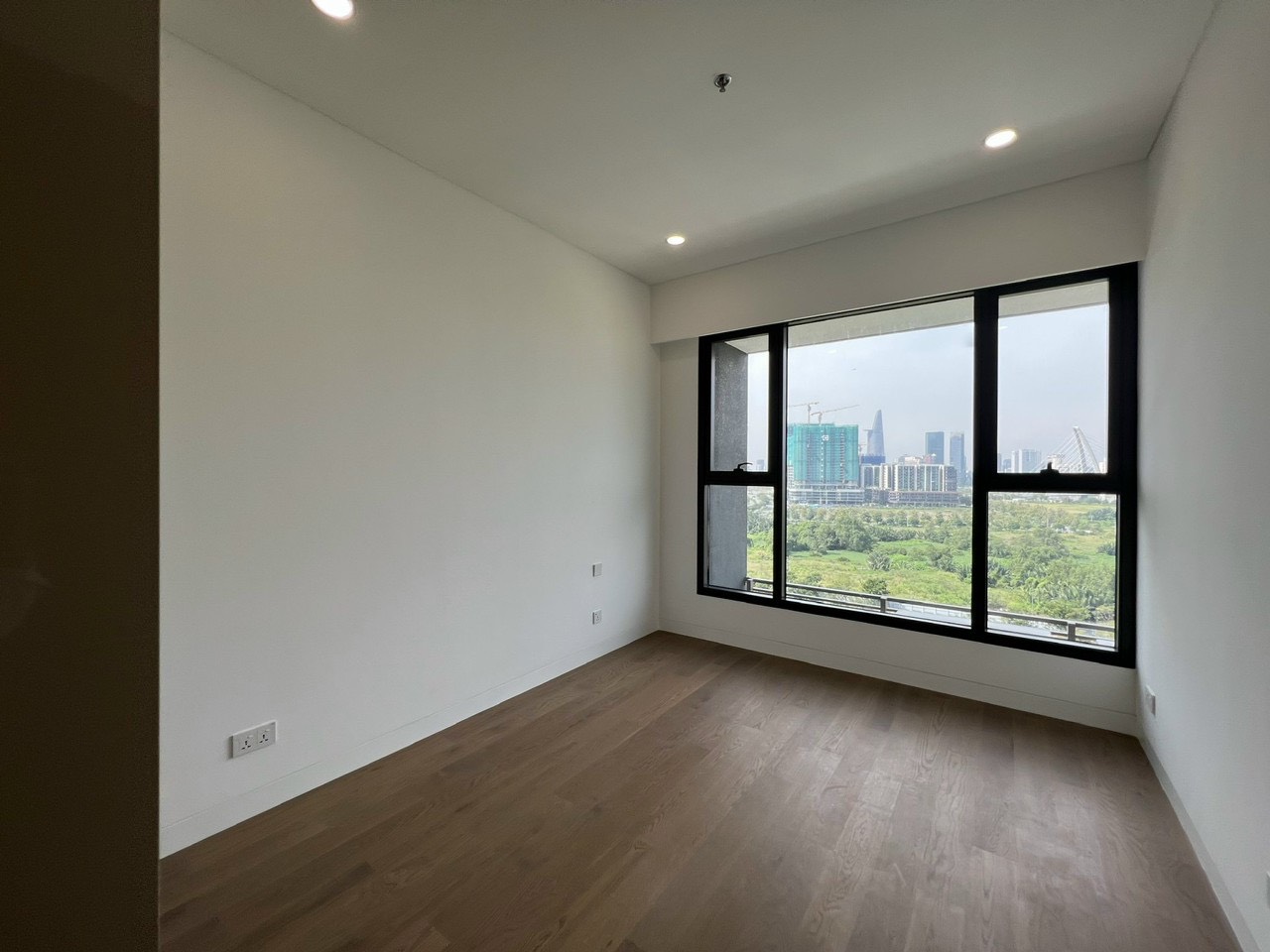 Căn hộ 4PN The River Thủ Thiêm nội thất cơ bản diện tích 185m²._thumbnail_3