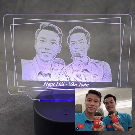 Đèn LED khắc theo yêu cầu - Mẫu chữ nhật 02