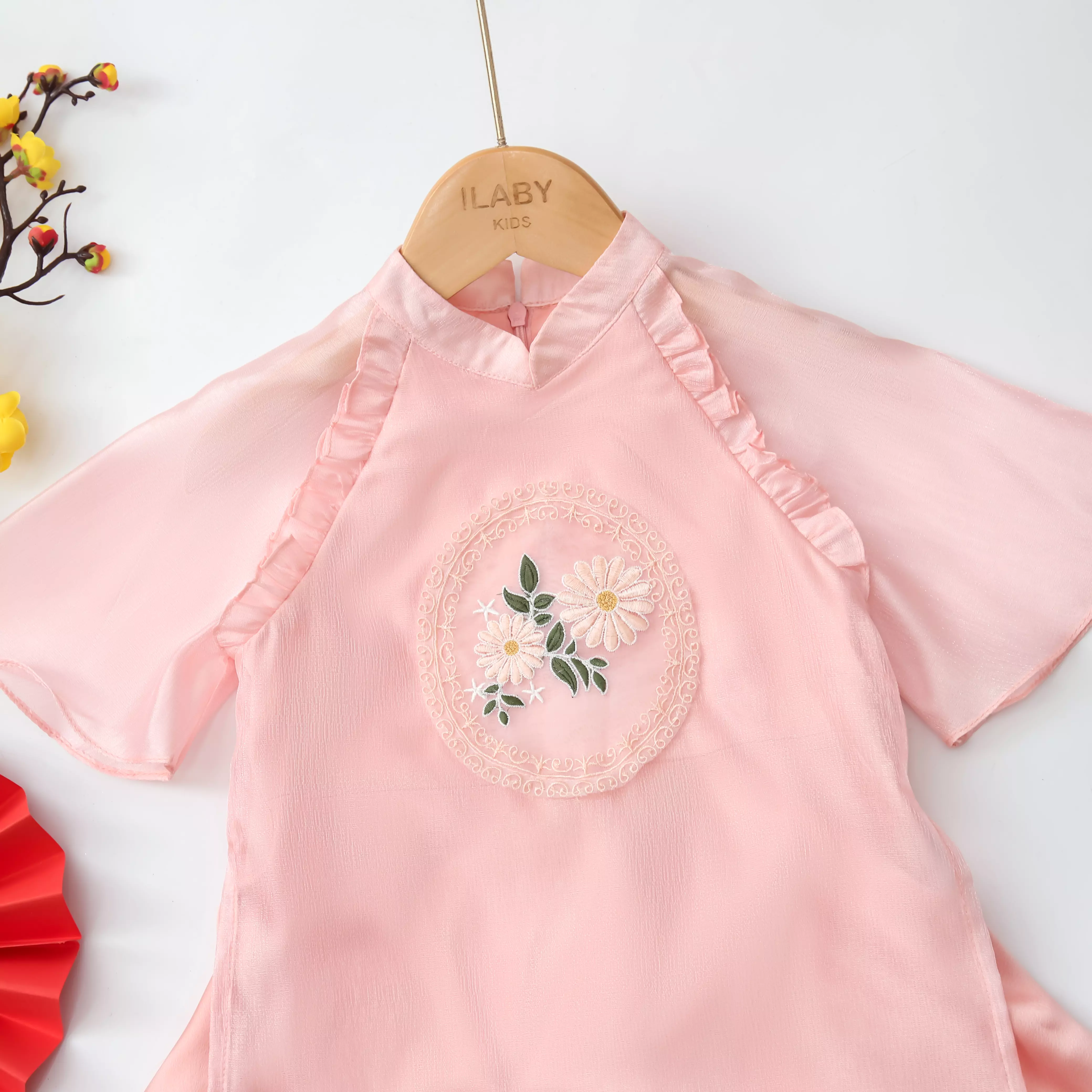 Áo dài đính thêu hoa ngực_thumbnail_9