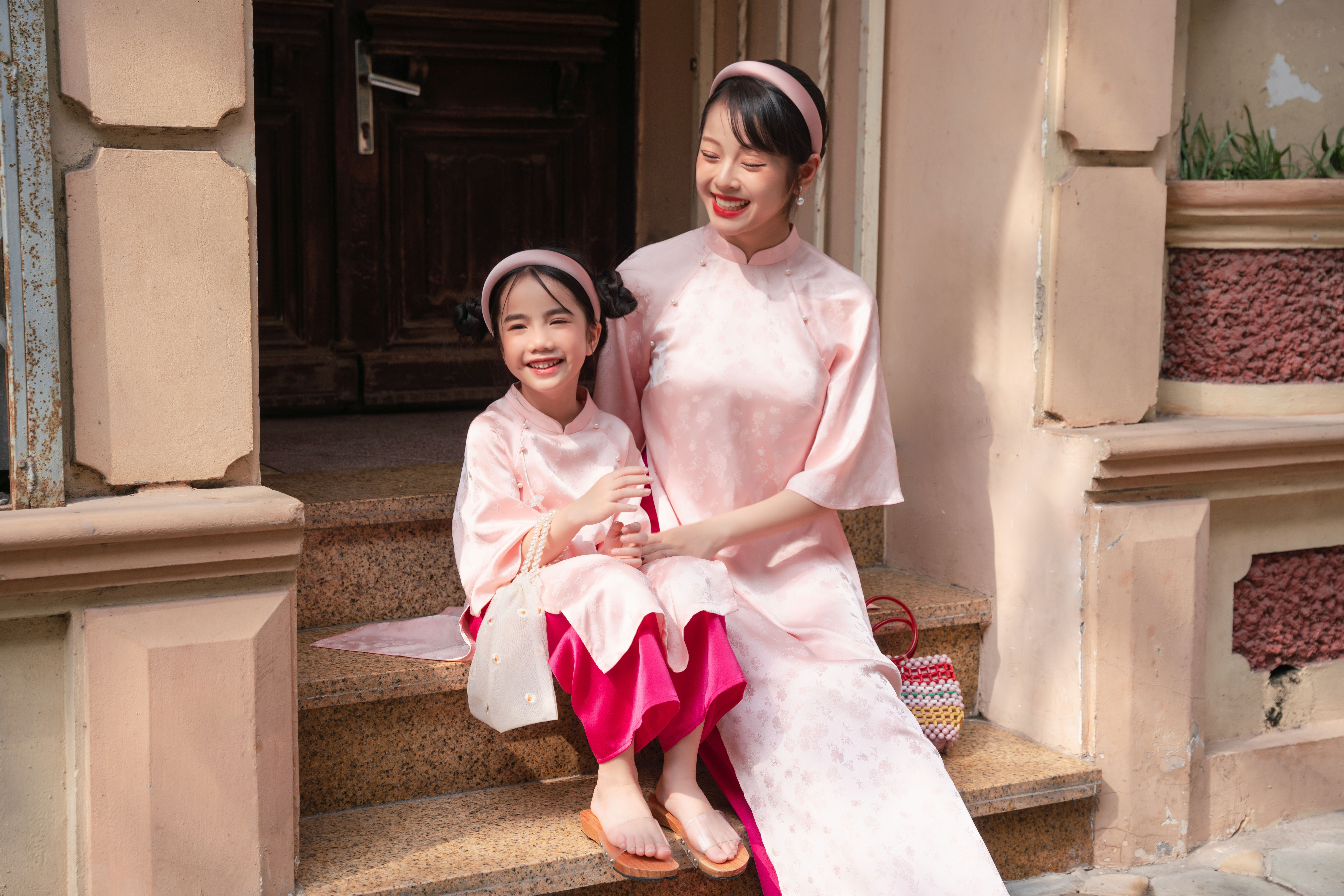 Áo dài Cẩm Mịch mẹ_thumbnail_15