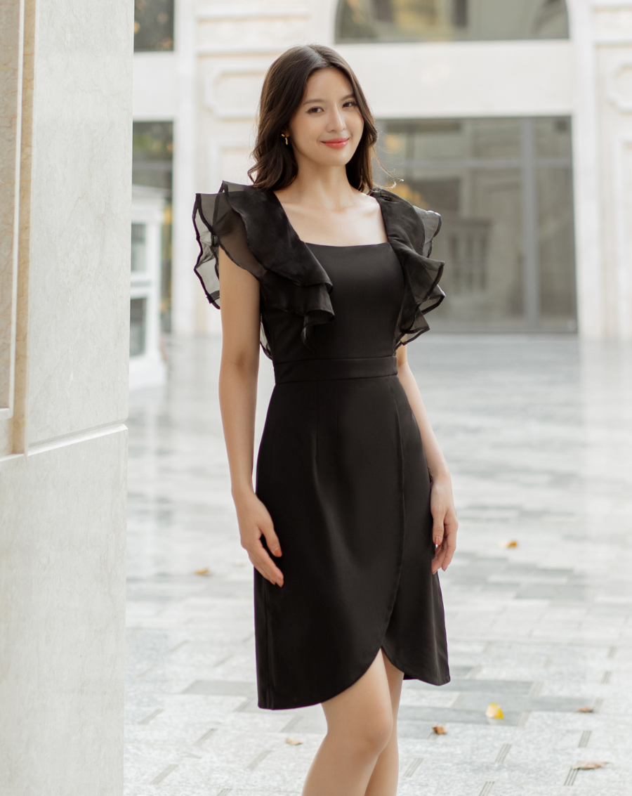 Đầm dự tiệc phối bèo cổ U