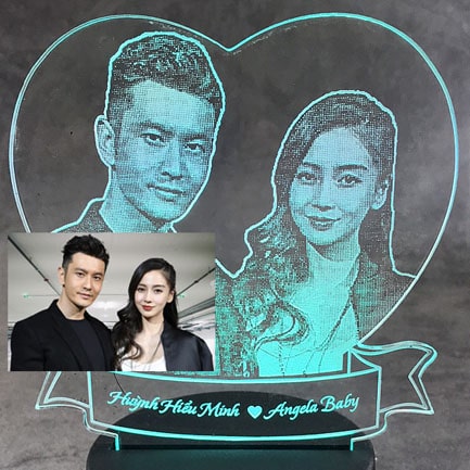 Đèn LED khắc theo yêu cầu - Mẫu trái tim 03
