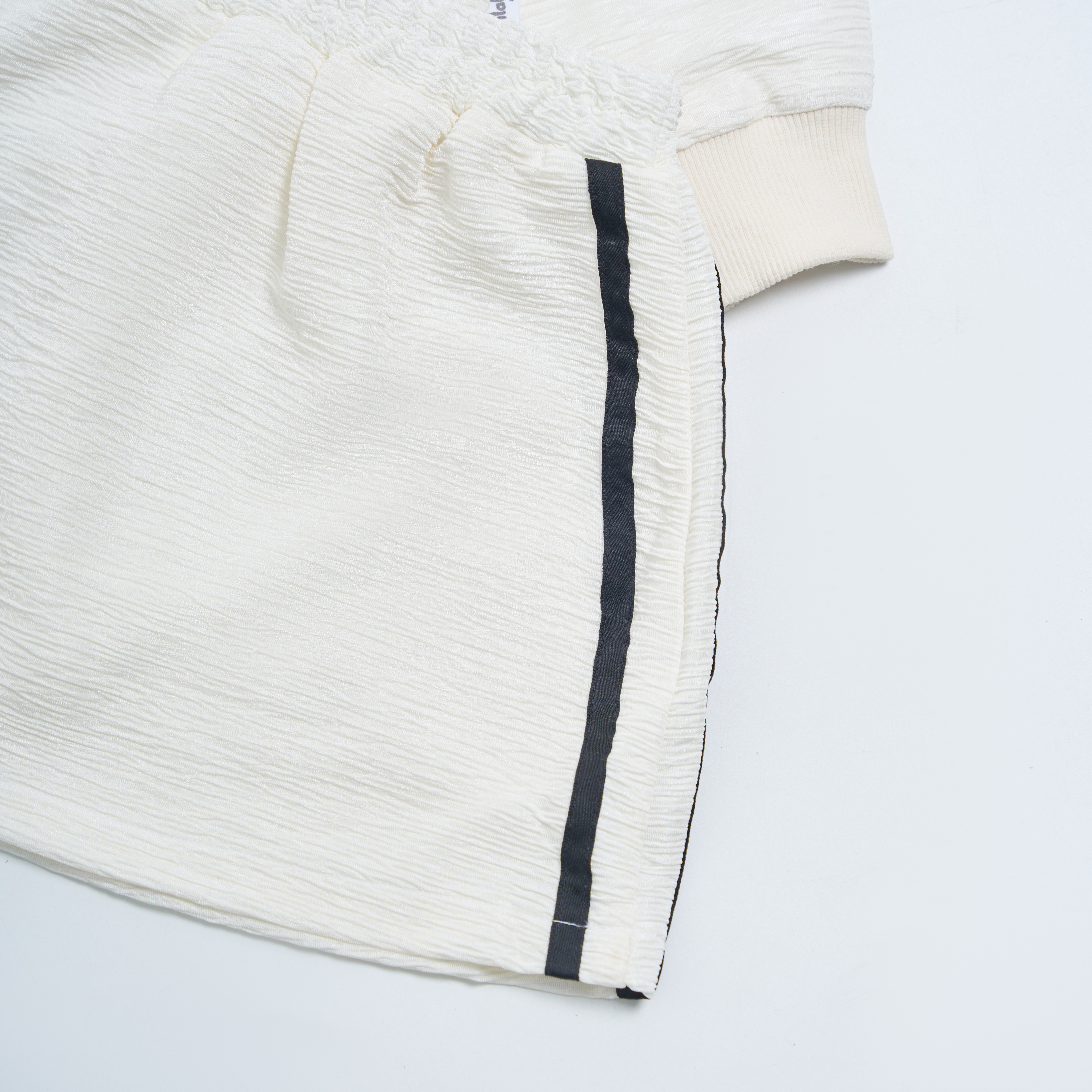 Bộ áo khoác chân váy phối dây_thumbnail_4