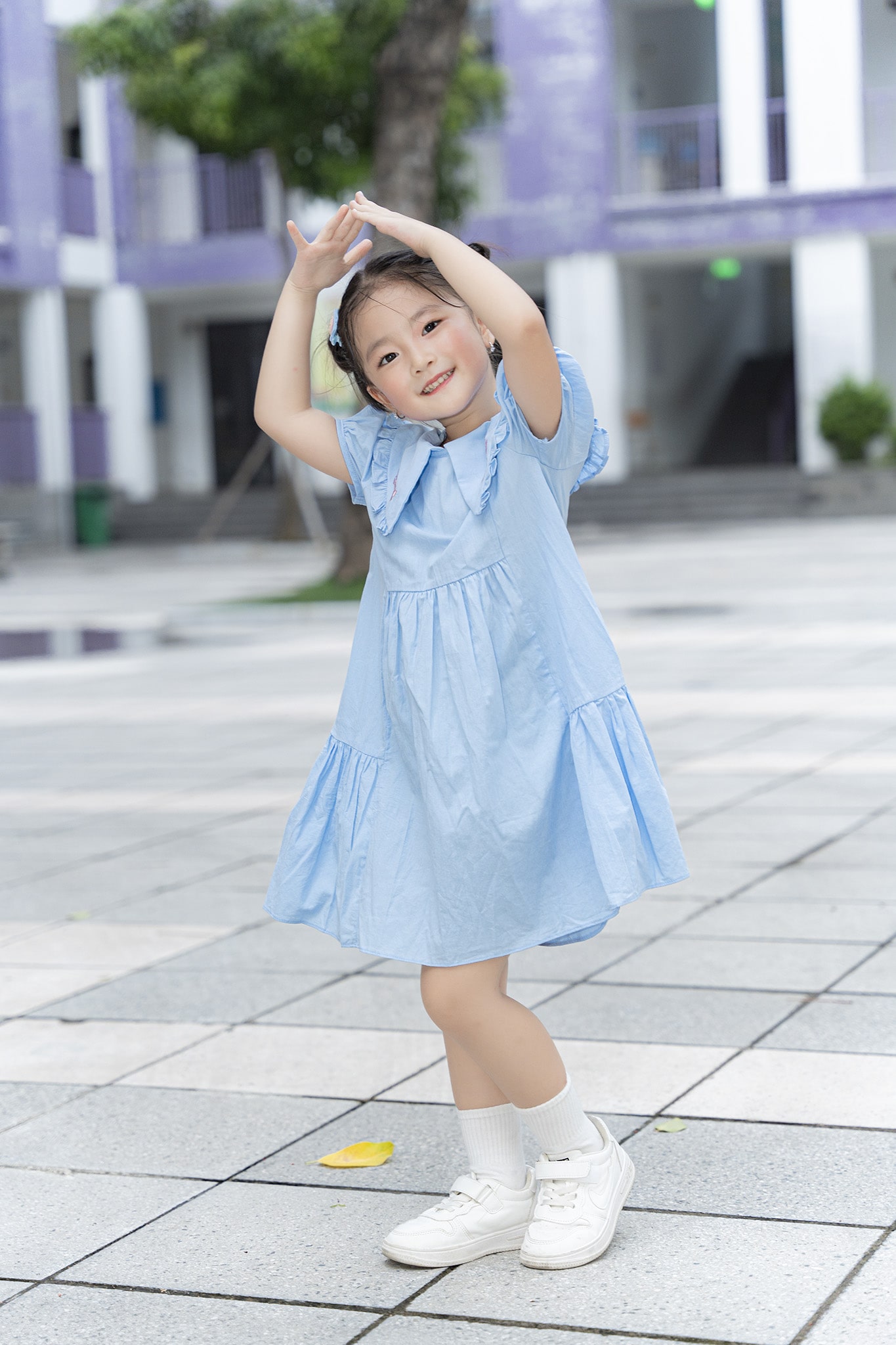 Váy cổ thêu cho bé đi học_thumbnail_2