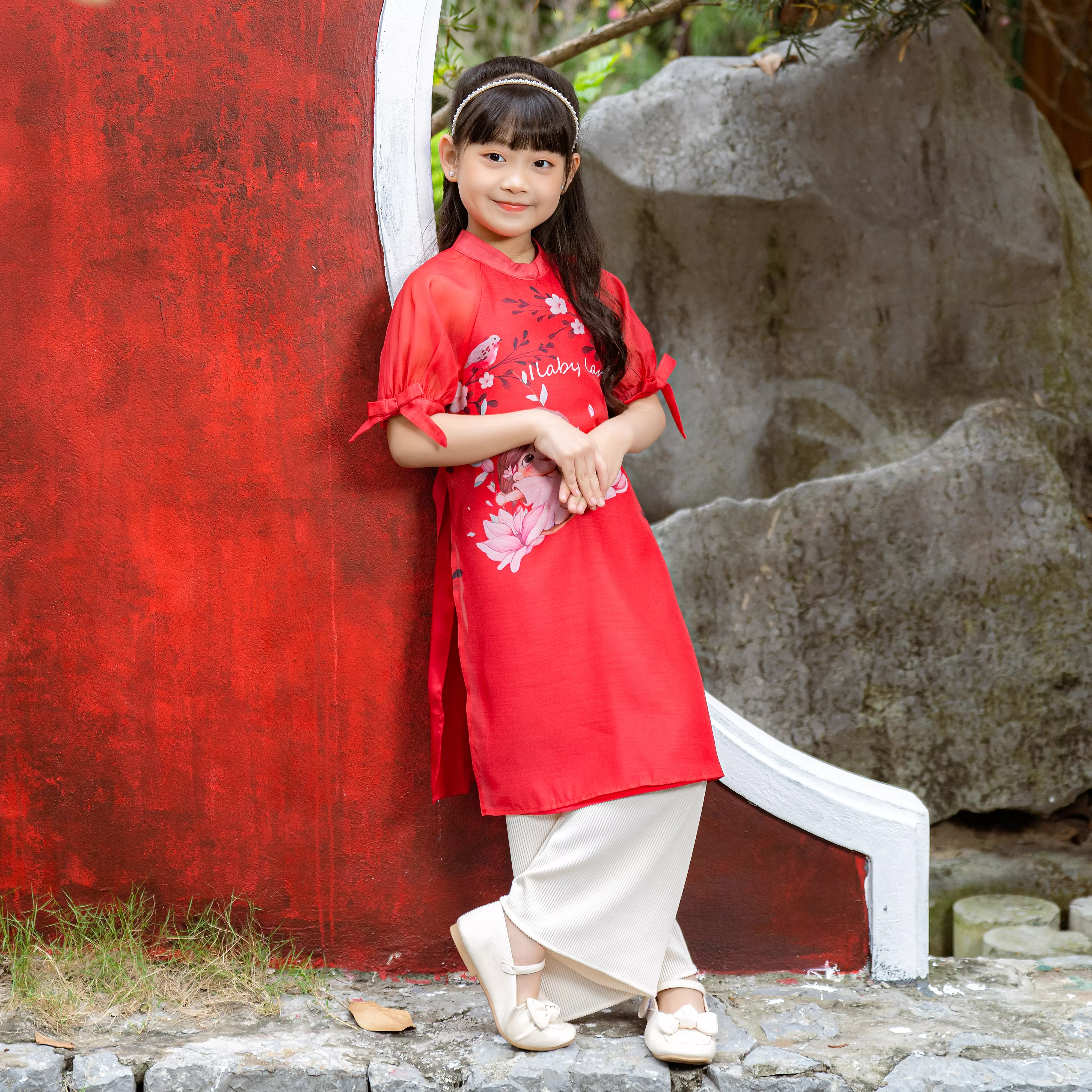 Áo dài đỏ Ilaby land_thumbnail_0