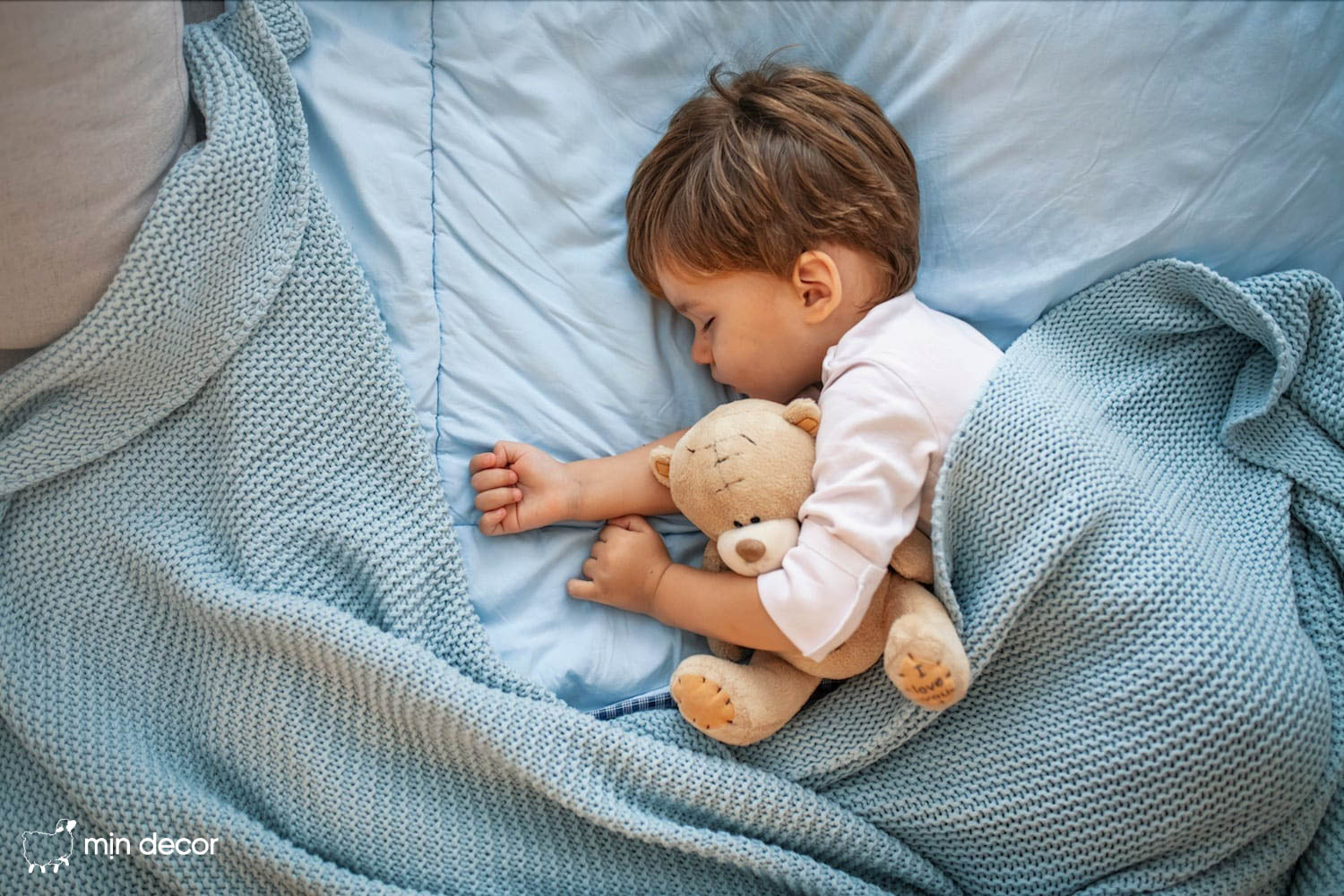 Những lầm tưởng và sự thật hồi quy giấc ngủ ở trẻ sơ sinh, cách ứng phó