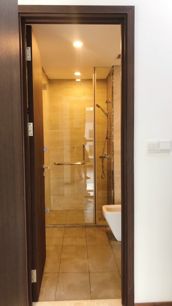 Chính chủ cho thuê căn 3 phòng ngủ , View thoáng mát giá hạt dẻ tại One verandah_thumbnail_3