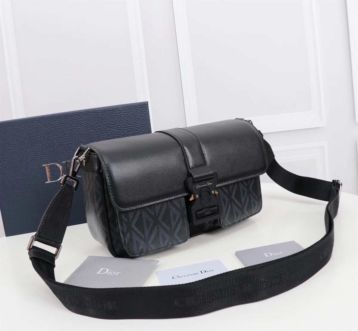 Túi đeo chéo Dior Hit The Road Bag With Strap Black CD Diamond Canvas