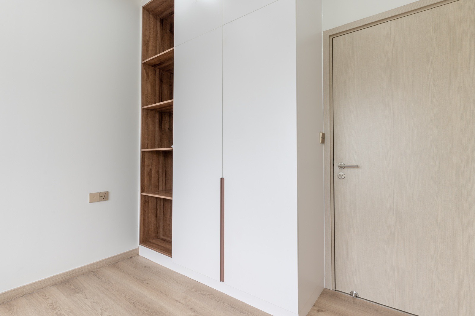 Cho thuê chung cư Ascentia 2PN 1200 usd bao phí