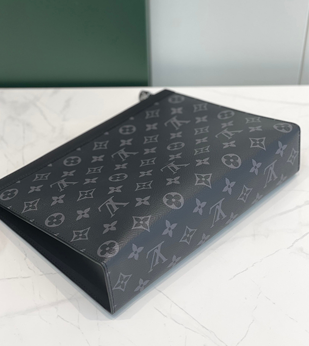 Ví cầm tay clutch nam LV Monogram Pochette Voyage_thumbnail_3