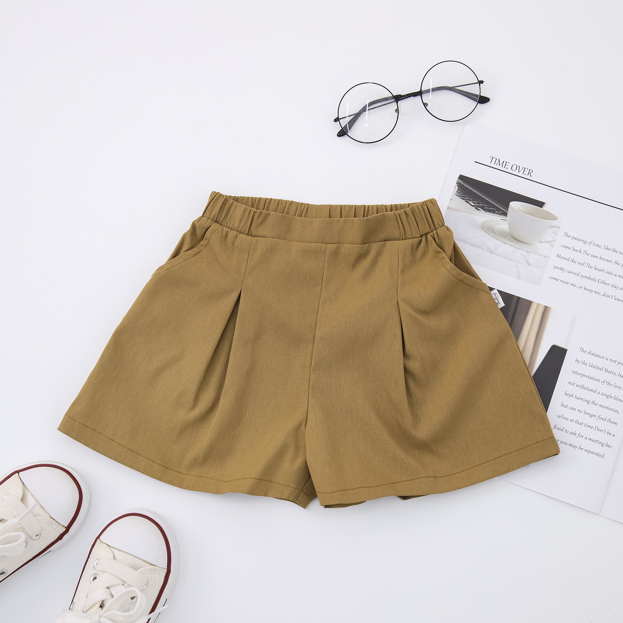 Quần short xếp ly bé gái