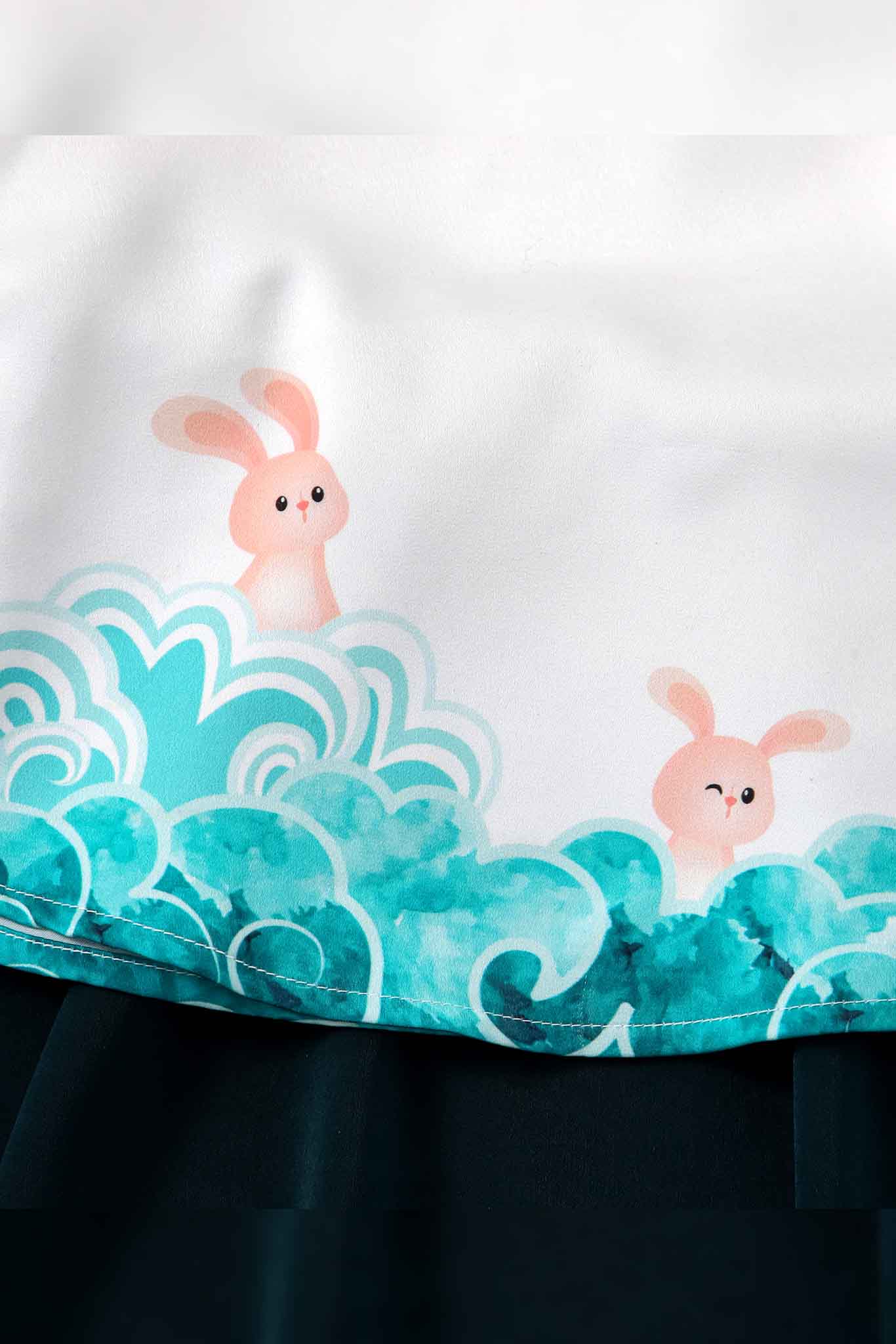 Set áo in vân mây kèm chân váy_thumbnail_3