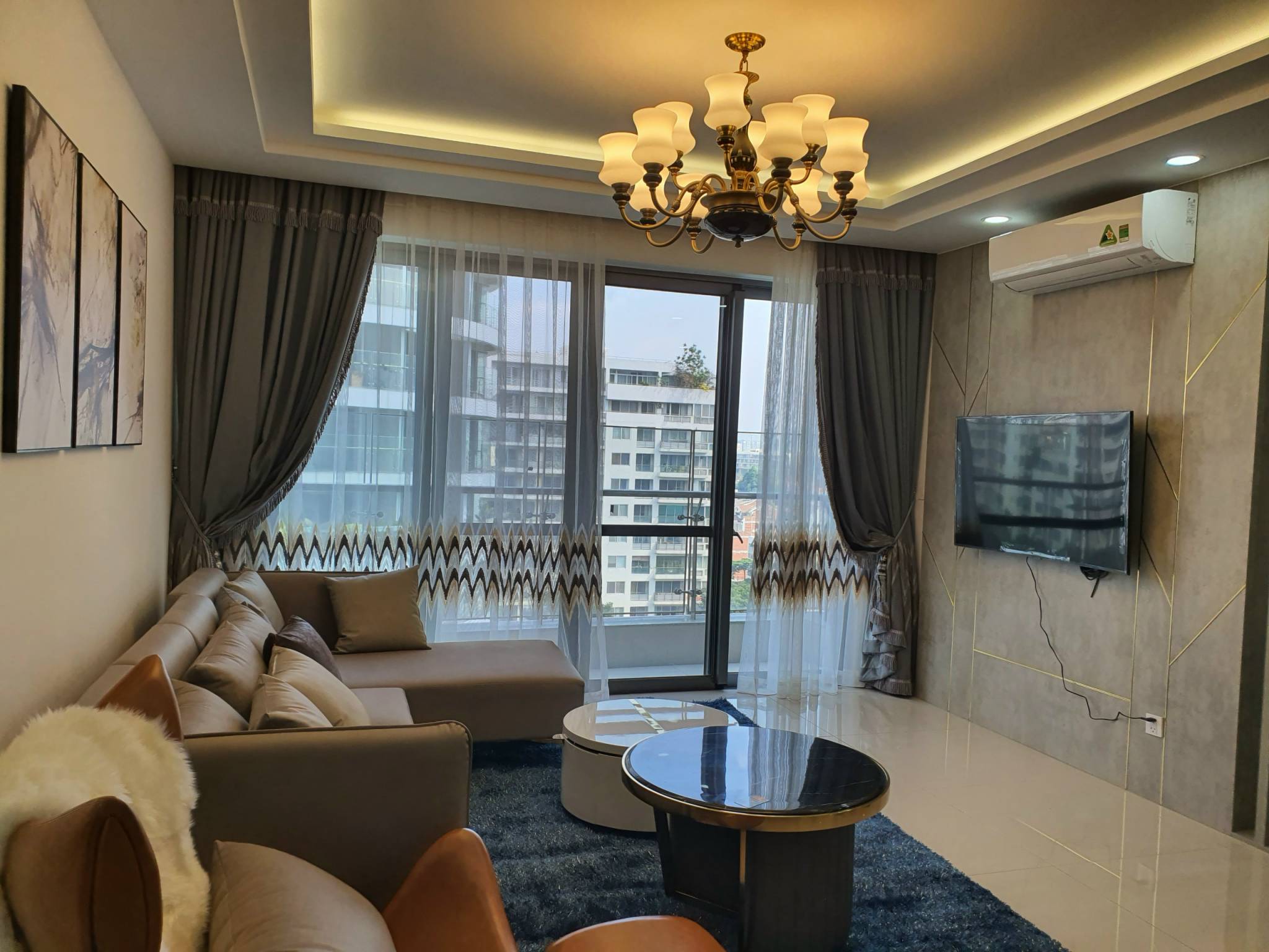 CHO THUÊ CHUNG CƯ RIVERPARK PREMIER