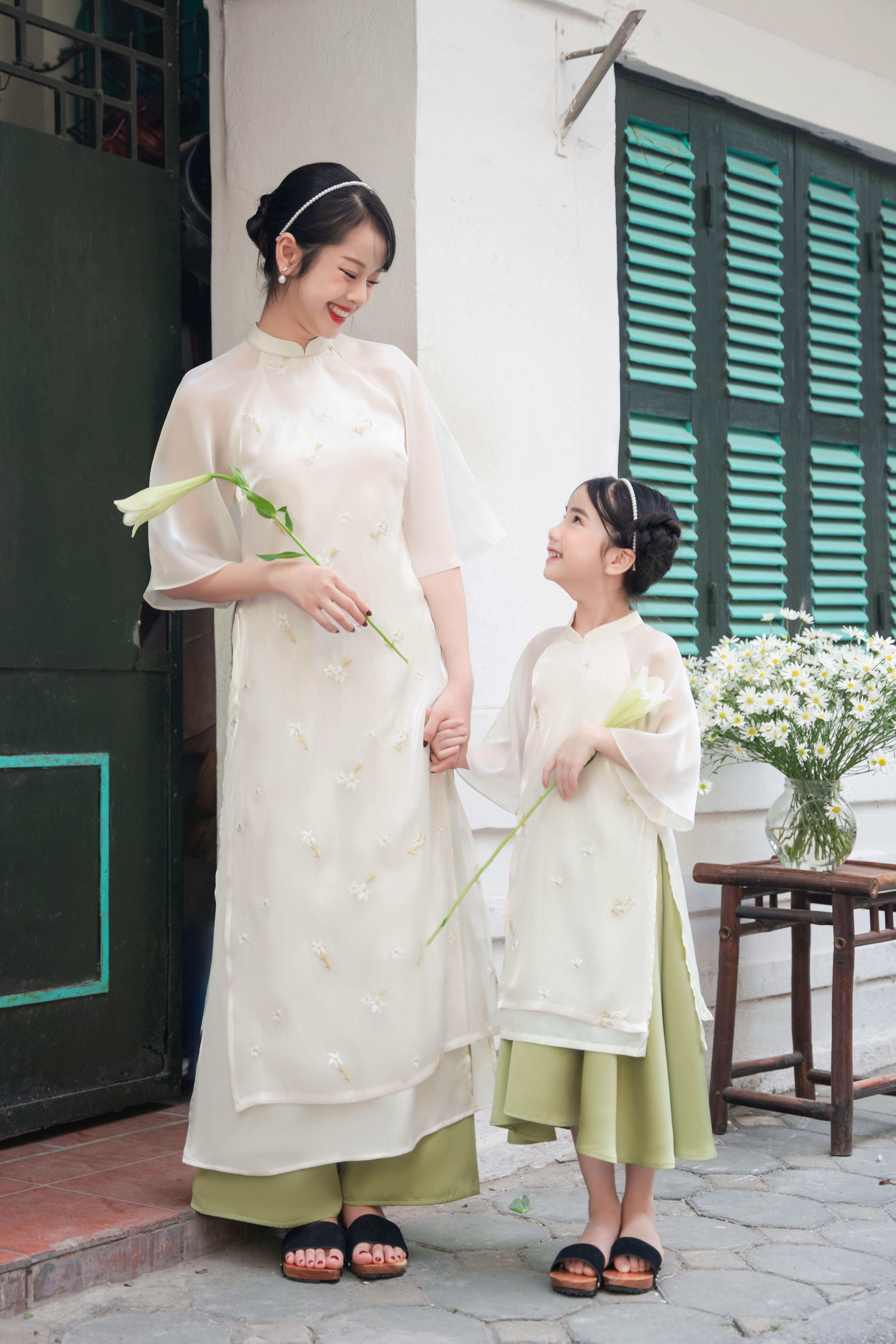 Áo dài Thanh Nhã mẹ_thumbnail_2