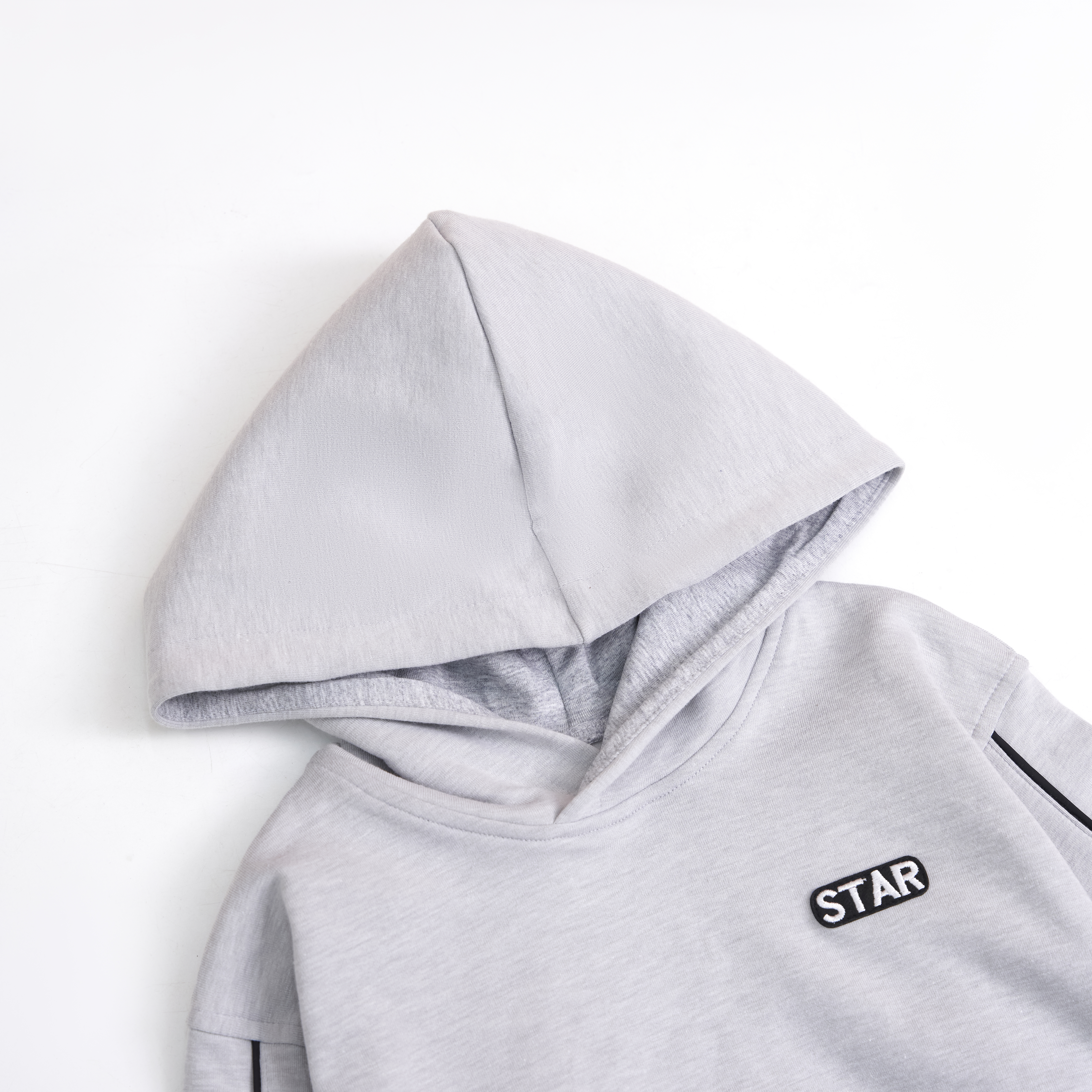 Áo nỉ phối vải gió trang trí tay_thumbnail_4