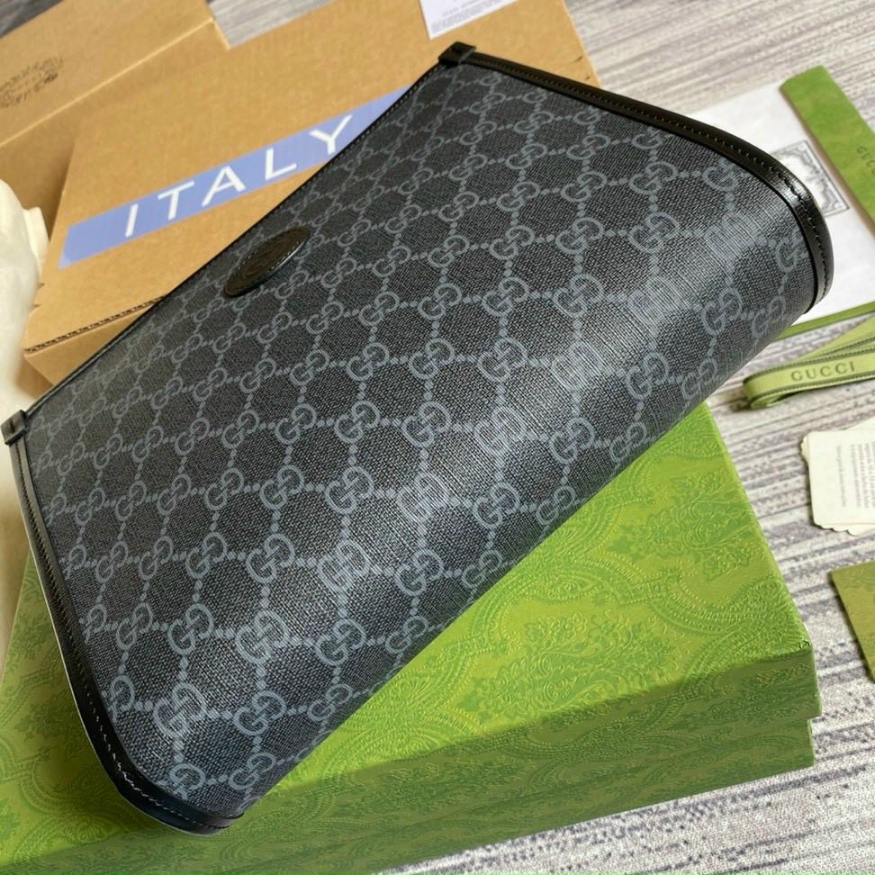 Ví cầm tay clutch nam Gucci Beauty Case With Interlocking G Black_thumbnail_2