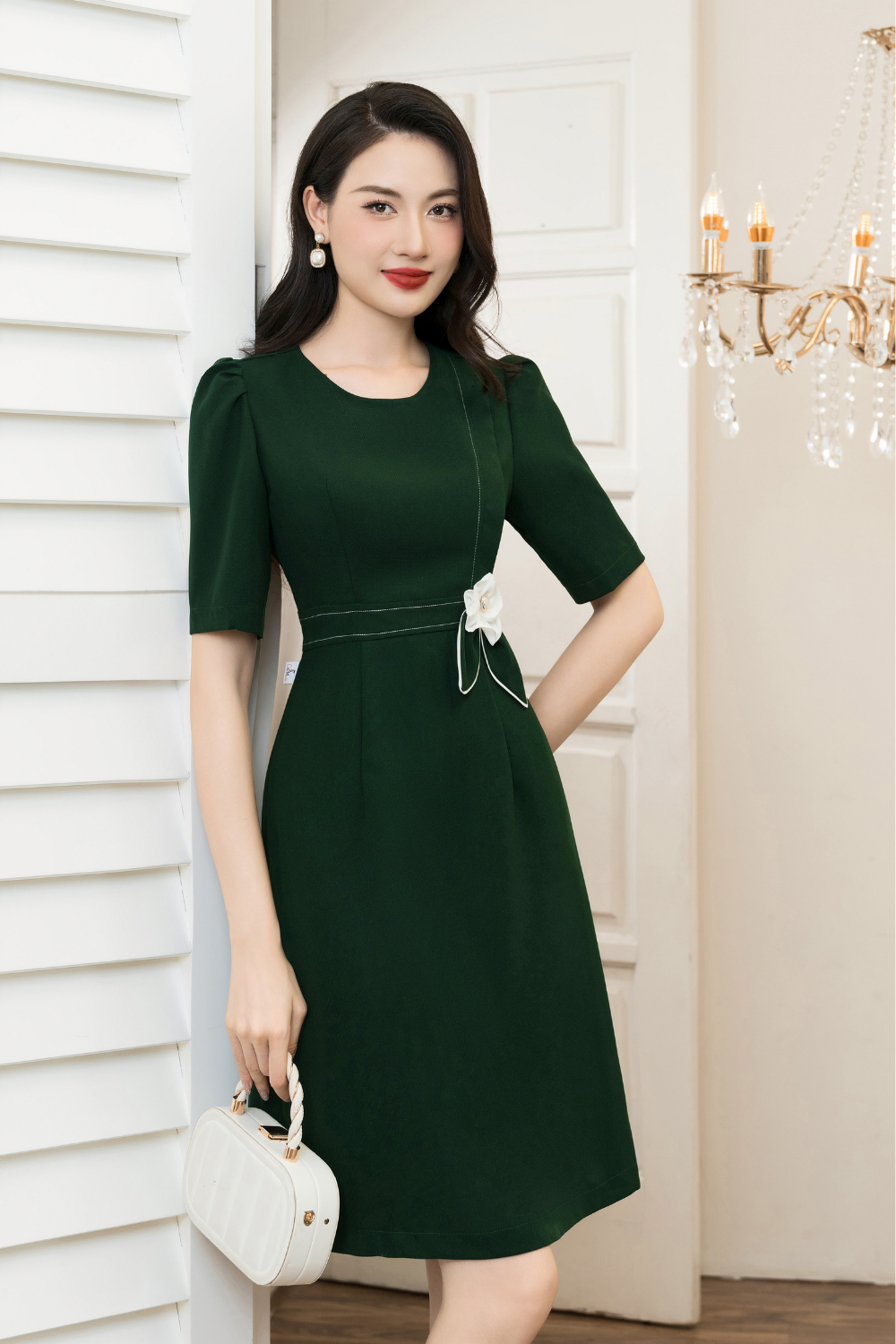 Đầm xòe xanh ve chai 1 màu  đính hoa eo diễu chỉ