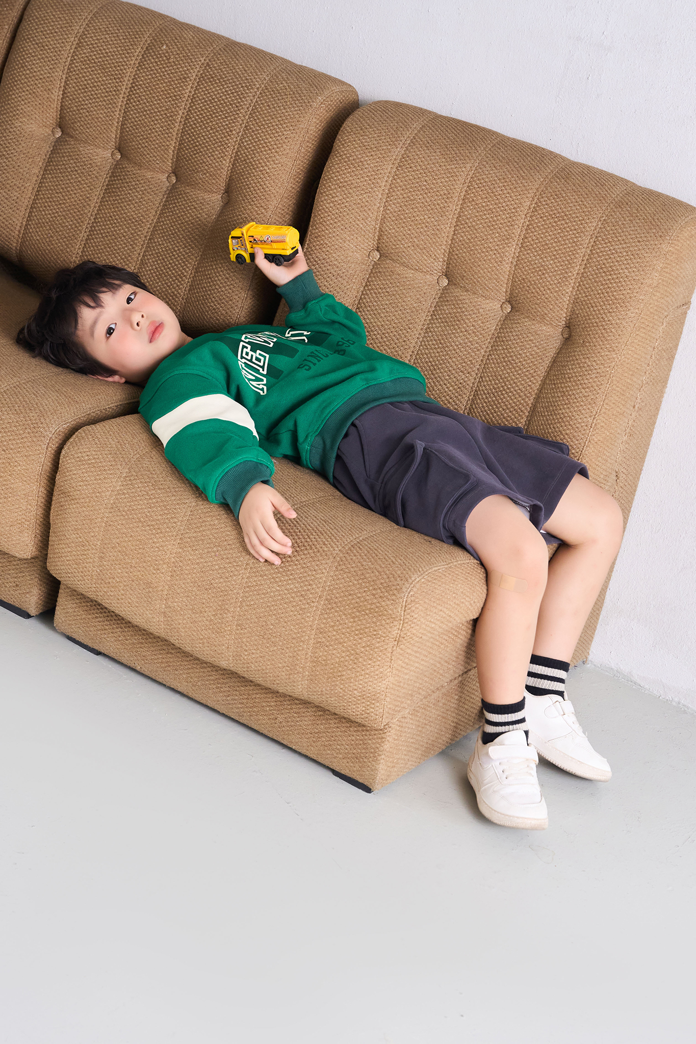 Áo nỉ phối ngang tay in hình_thumbnail_1