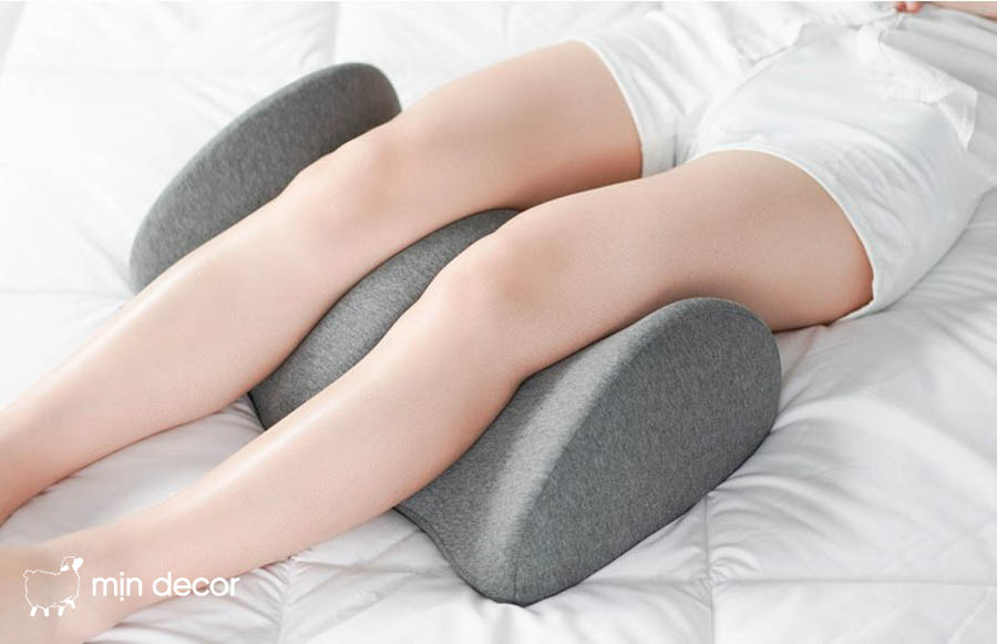 Sử dụng gối gác chân khi ngủ có tốt không?