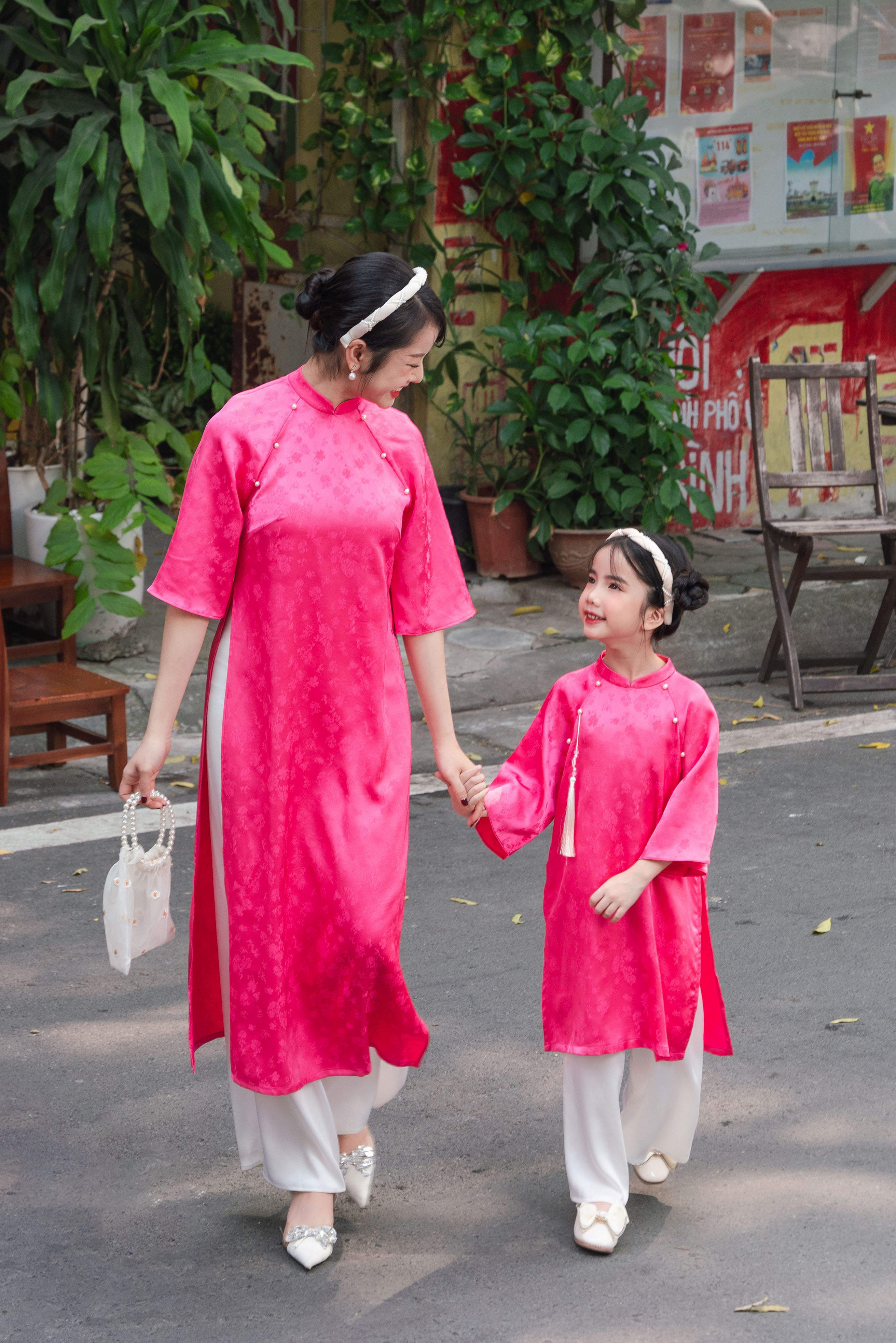 Áo dài Cẩm Mịch mẹ_thumbnail_7