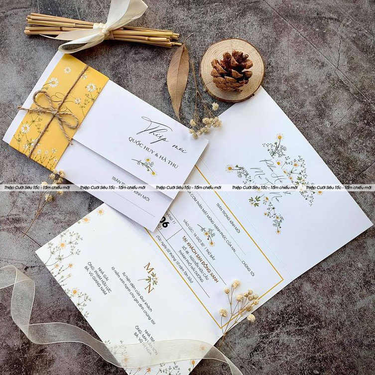 Thiệp  gập đai giấy Creamy TCM001_thumbnail_1