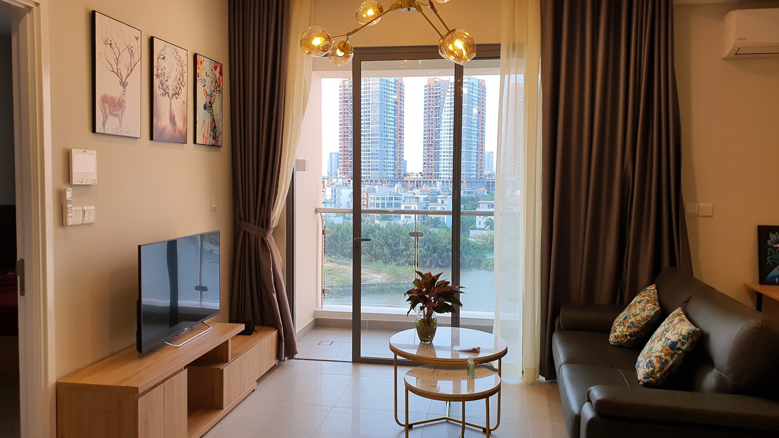Cho thuê căn 4 phòng ngủ Đảo Kim Cương giá cực tốt, 169m2 70 triệu.