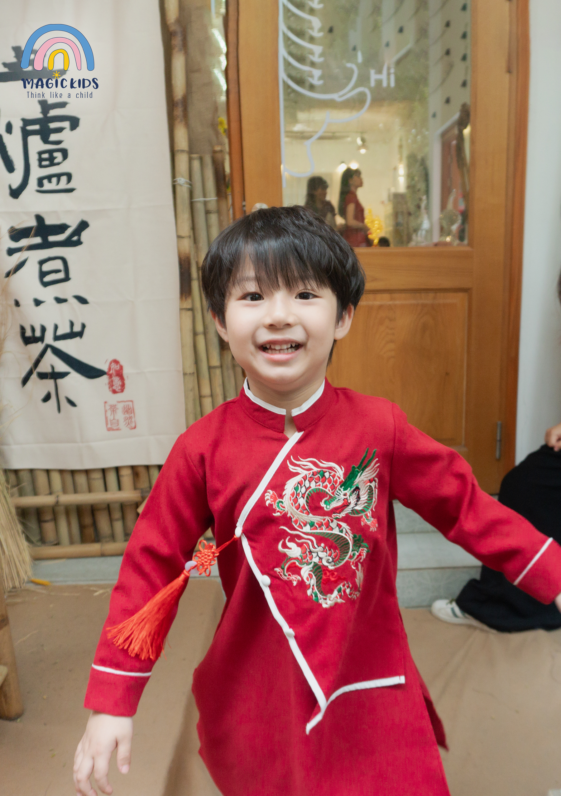 Áo dài bé trai size đại 40kg Magickids áo dài Tết 2024 thêu rồng chất text nhung mềm mịn cho bé từ 12-35kg AD23019_thumbnail_4