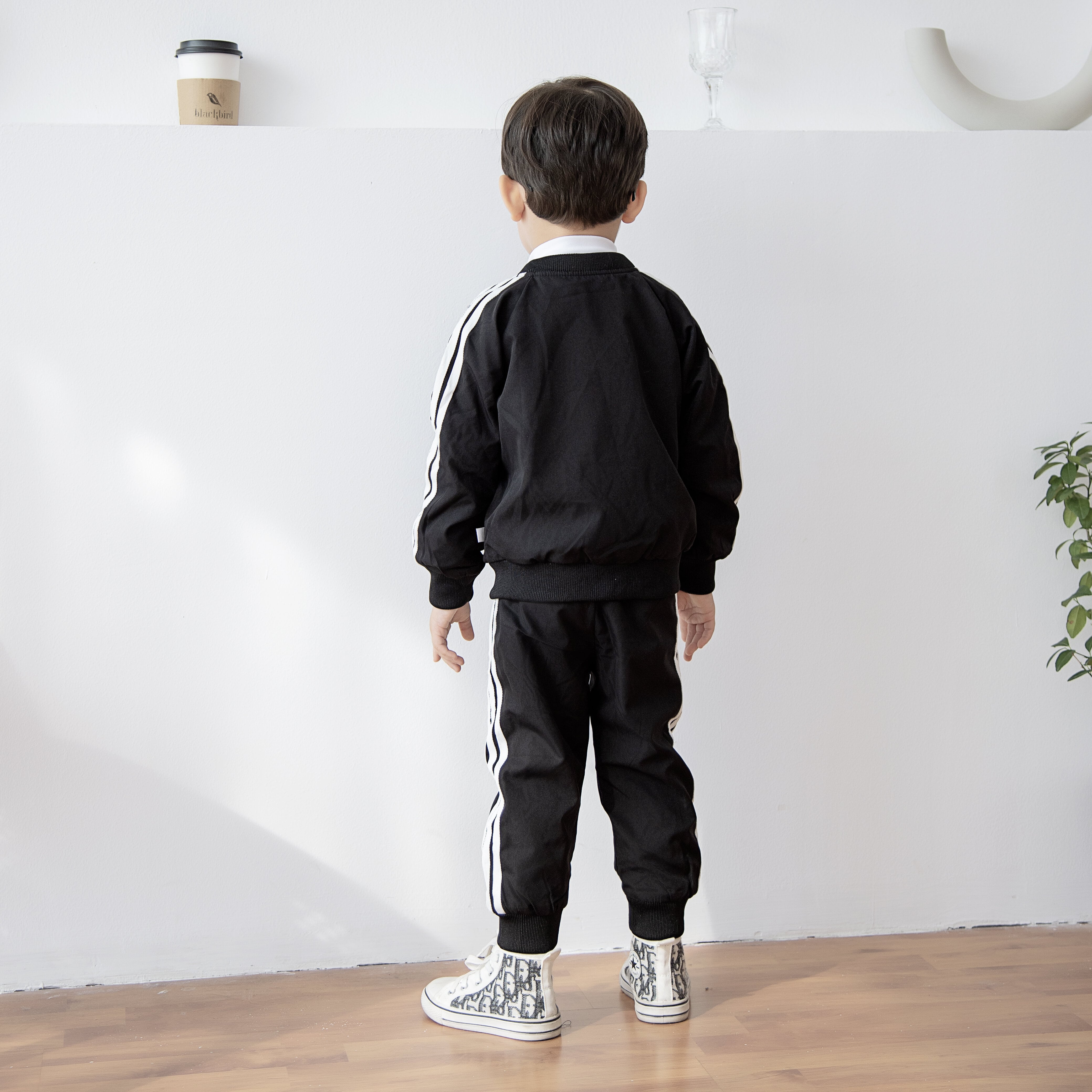 Bộ gió thể thao viền sọc_thumbnail_2