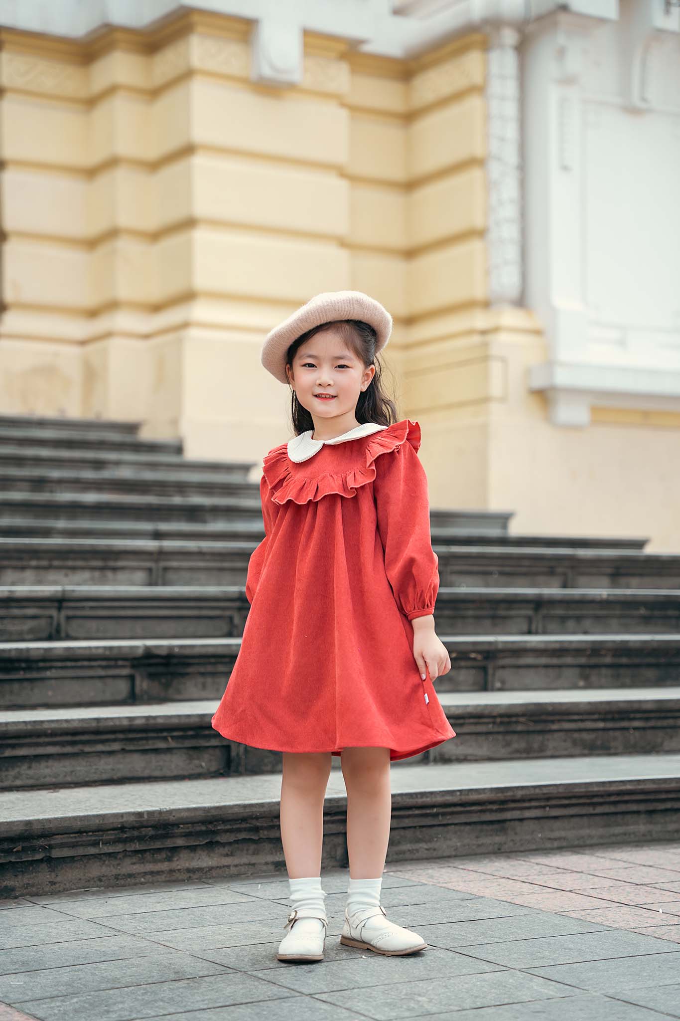 Váy nhung cổ phối can bèo_thumbnail_0