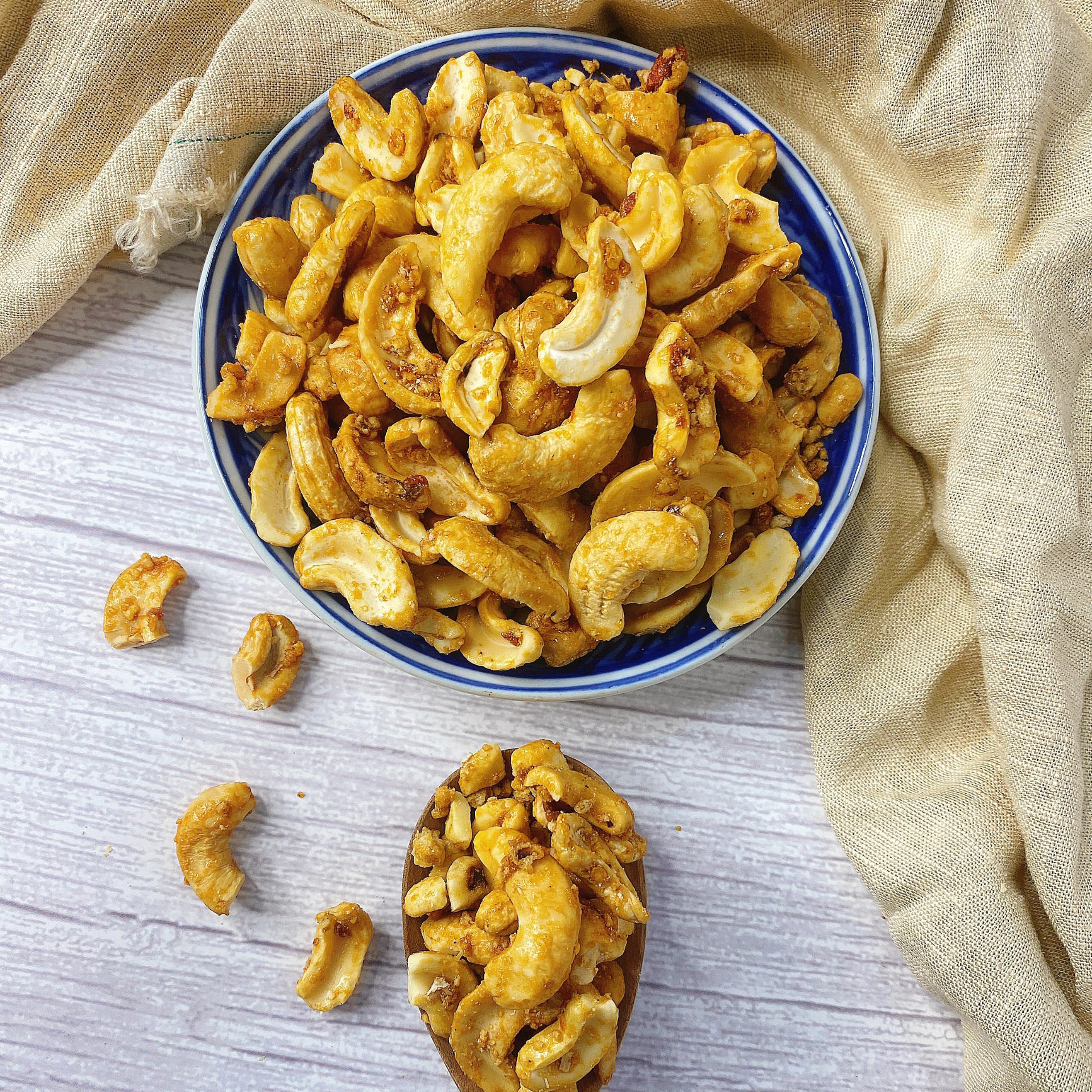 HẠT ĐIỀU RANG TỎI ỚT 150G - VIGIFT