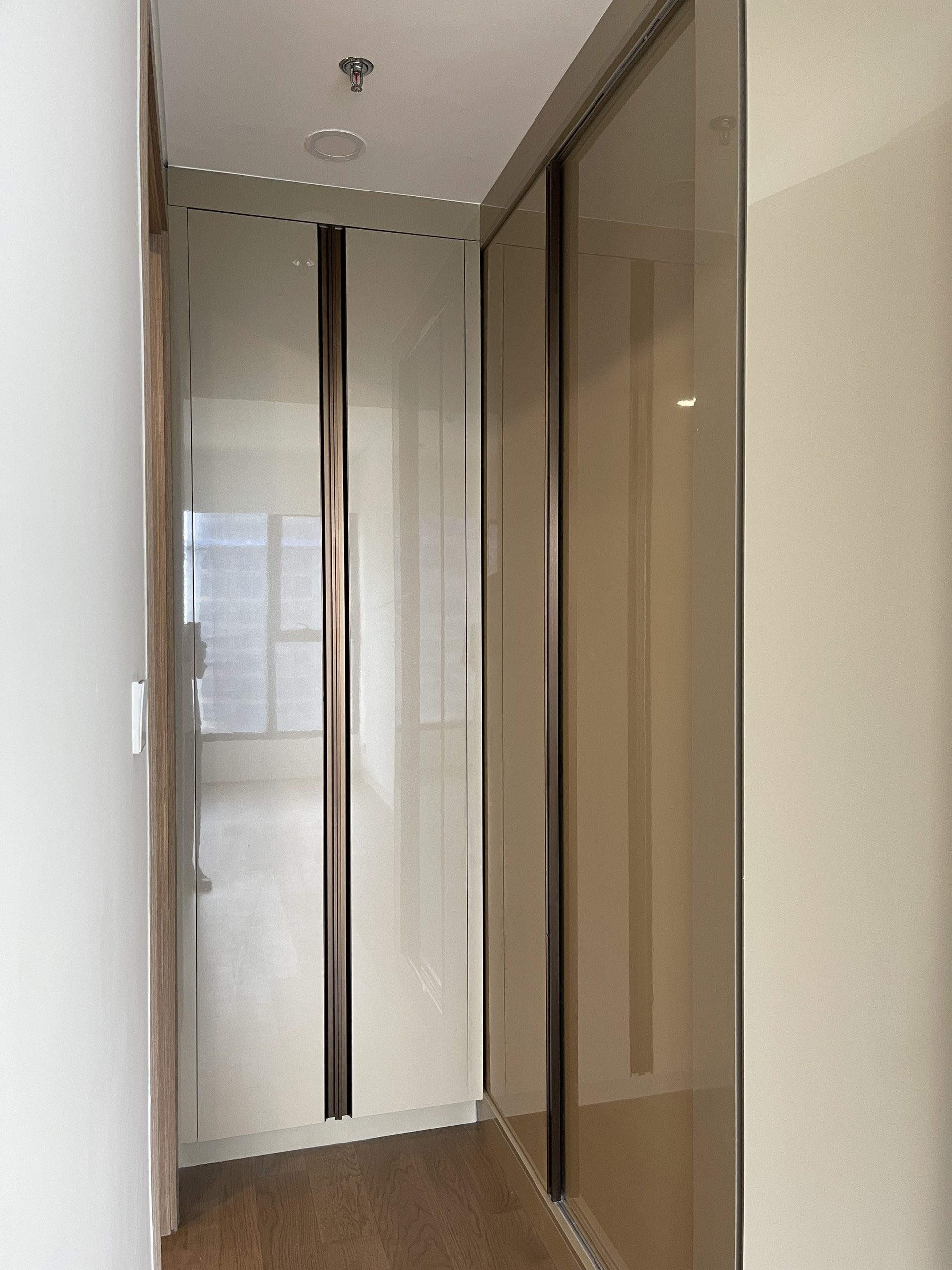 Chủ nhà kẹt vốn kinh doanh bán lại CH 2PN view đẹp _thumbnail_3