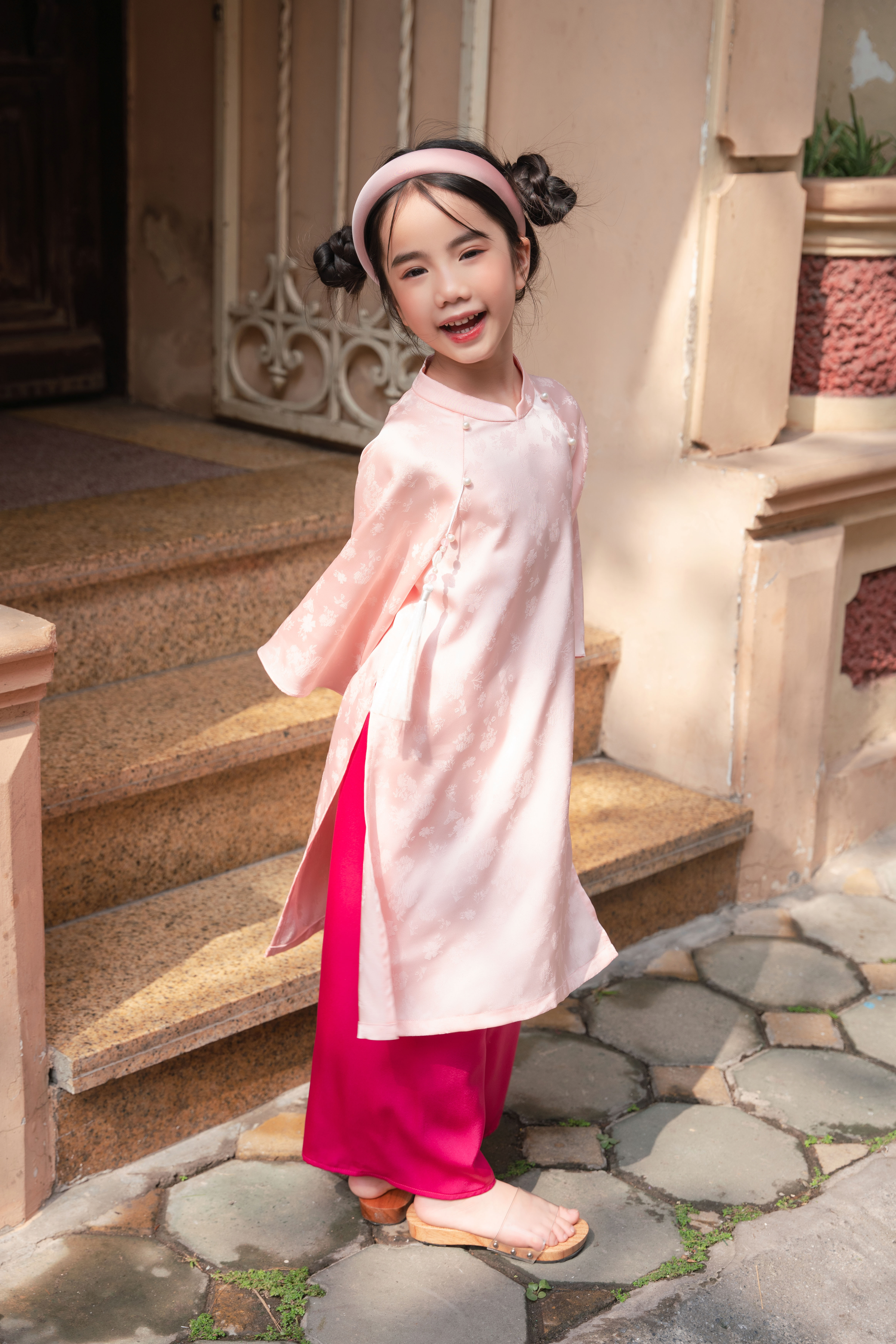 Áo dài Cẩm Mịch bé_thumbnail_11