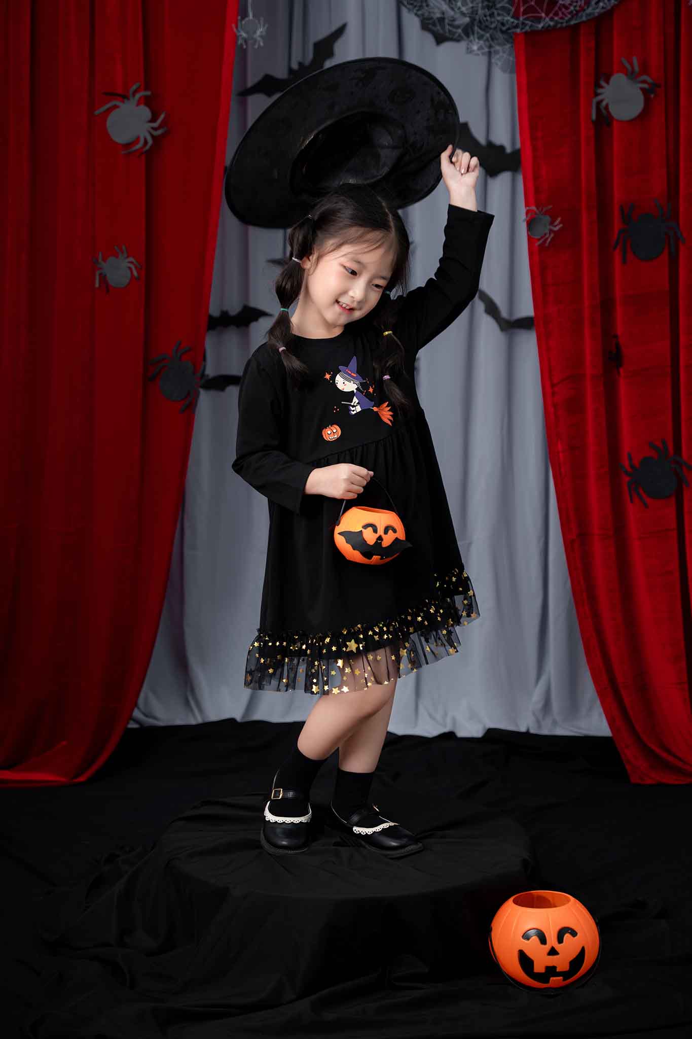 Váy thun phù thủy