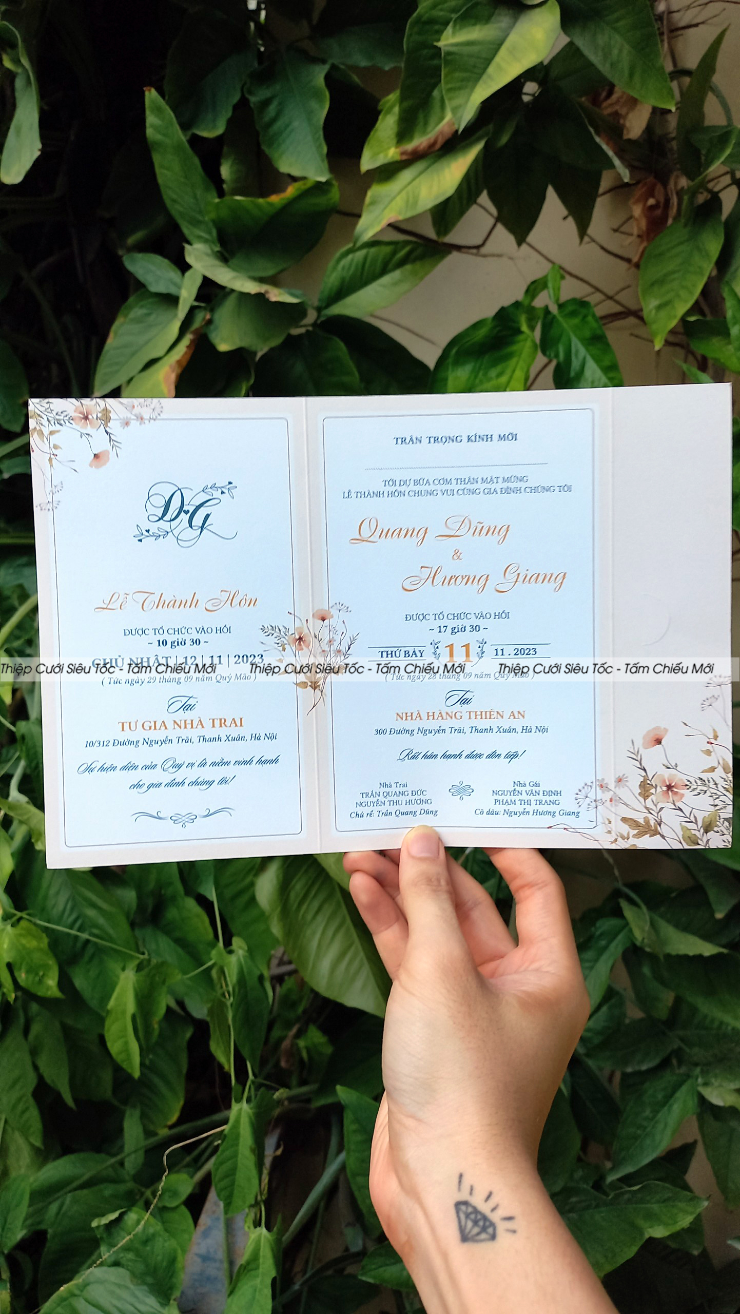 Thiệp gập classic HD307