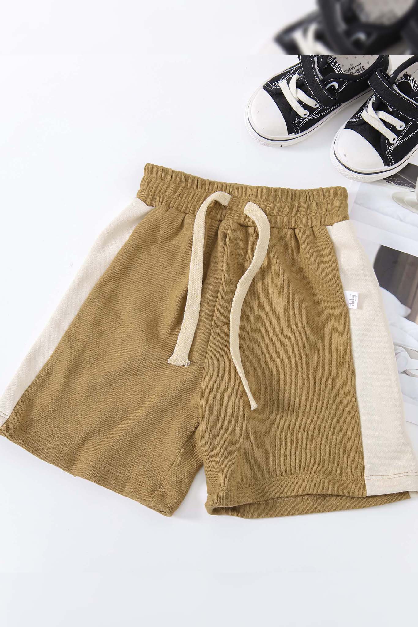 Quần sooc nỉ phối sườn_thumbnail_1