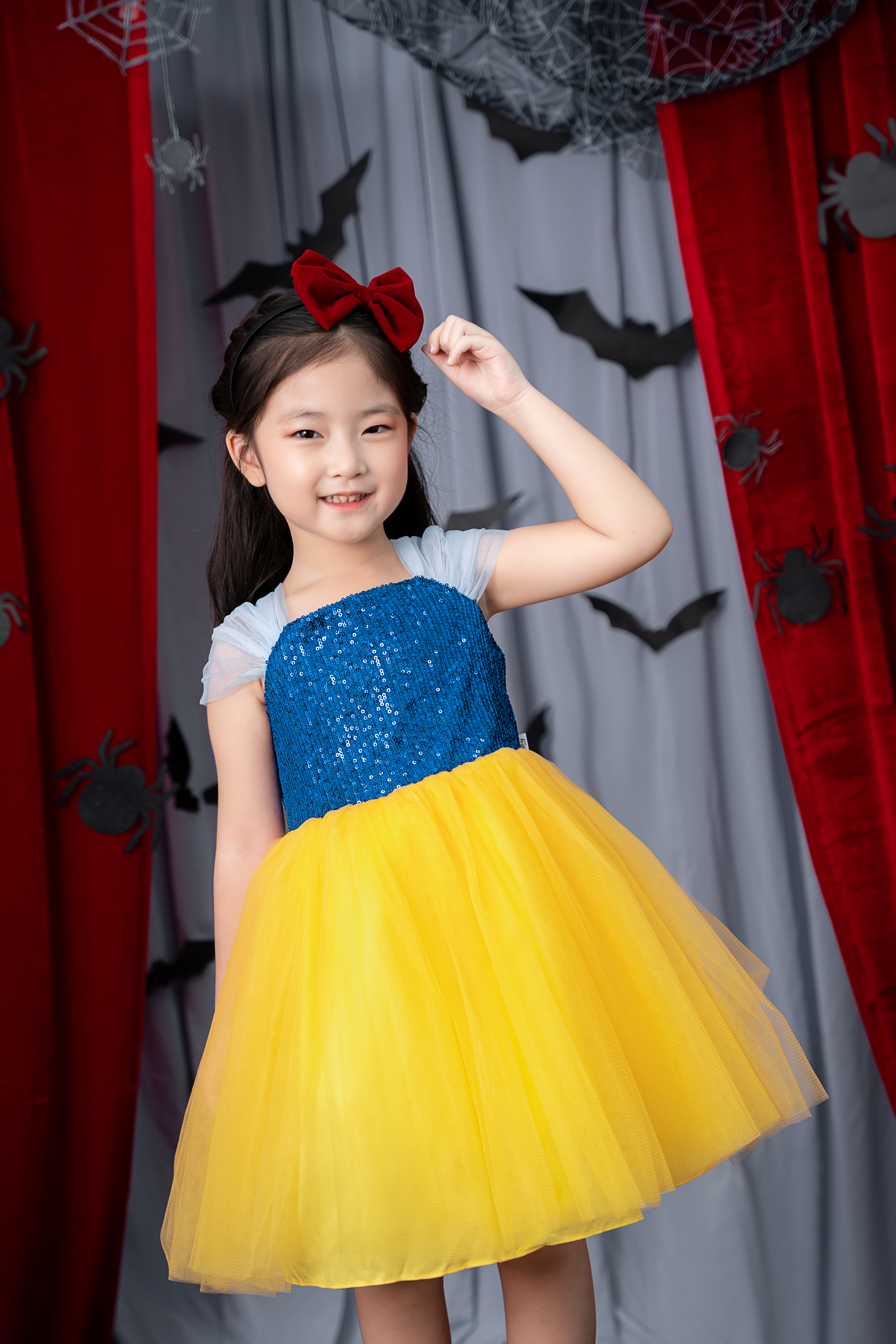 Váy Bạch Tuyết_thumbnail_1