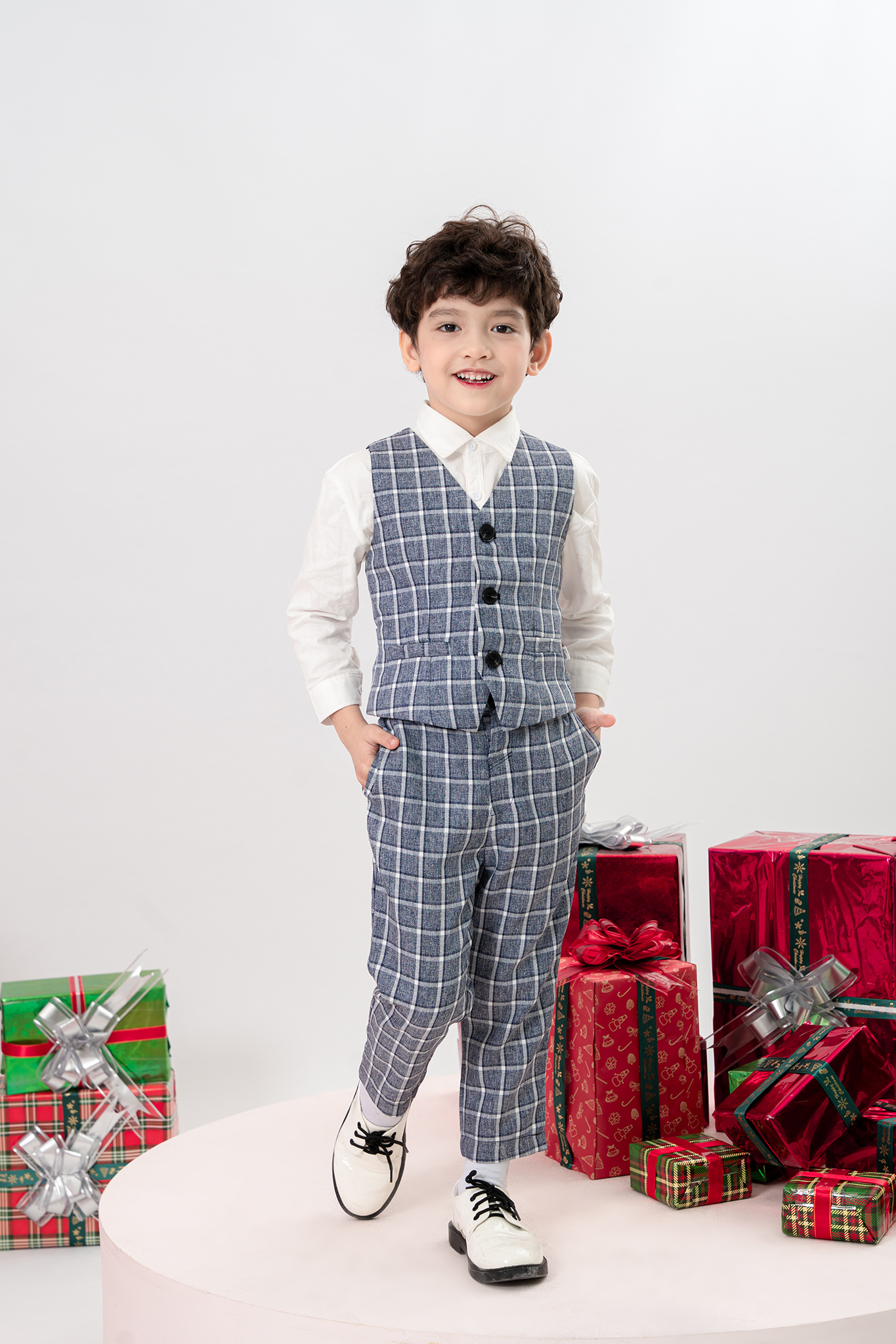 Áo gile bé trai vạt nhọn_thumbnail_2