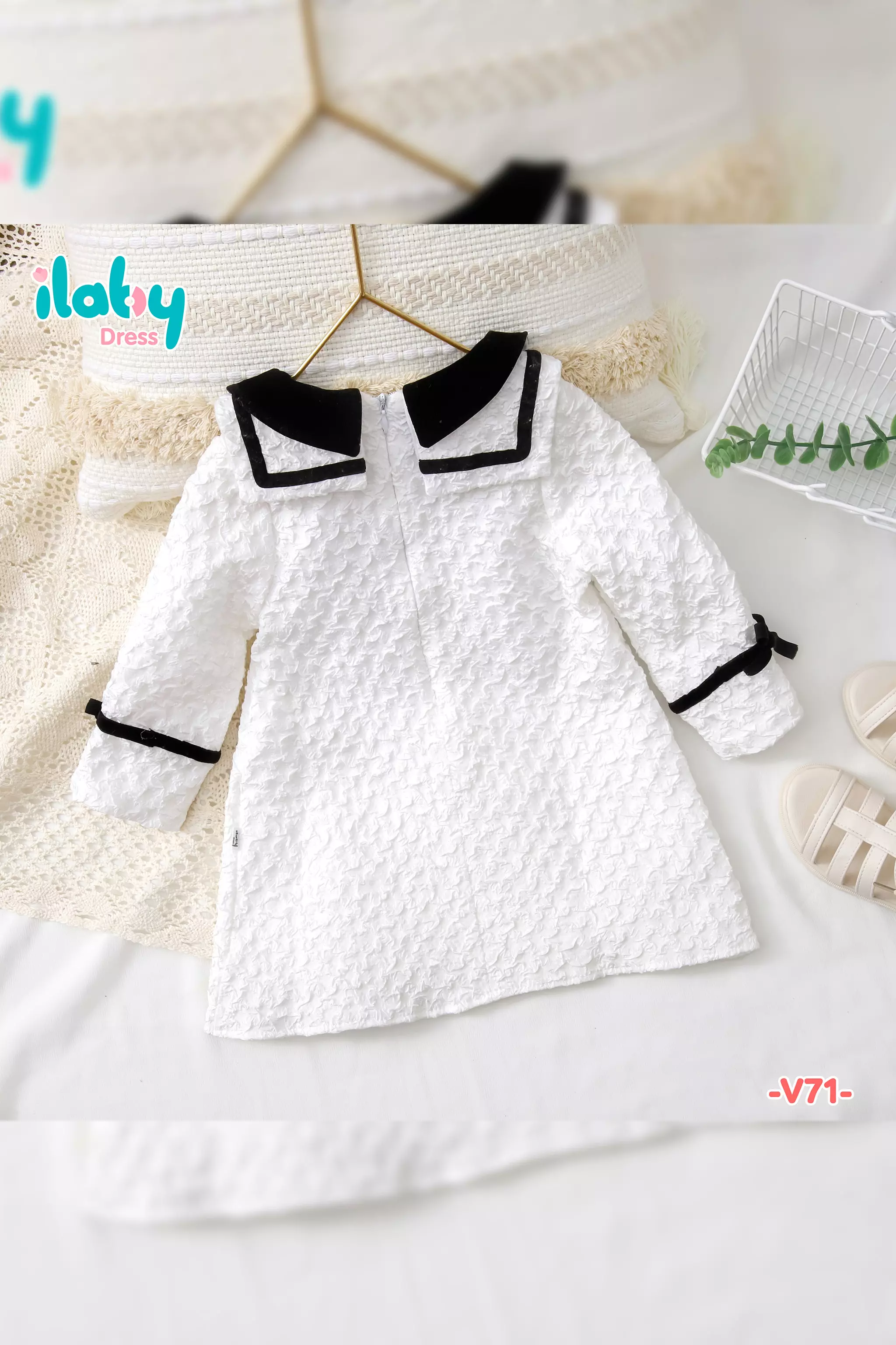 Váy gấm phối cổ nhung_thumbnail_4