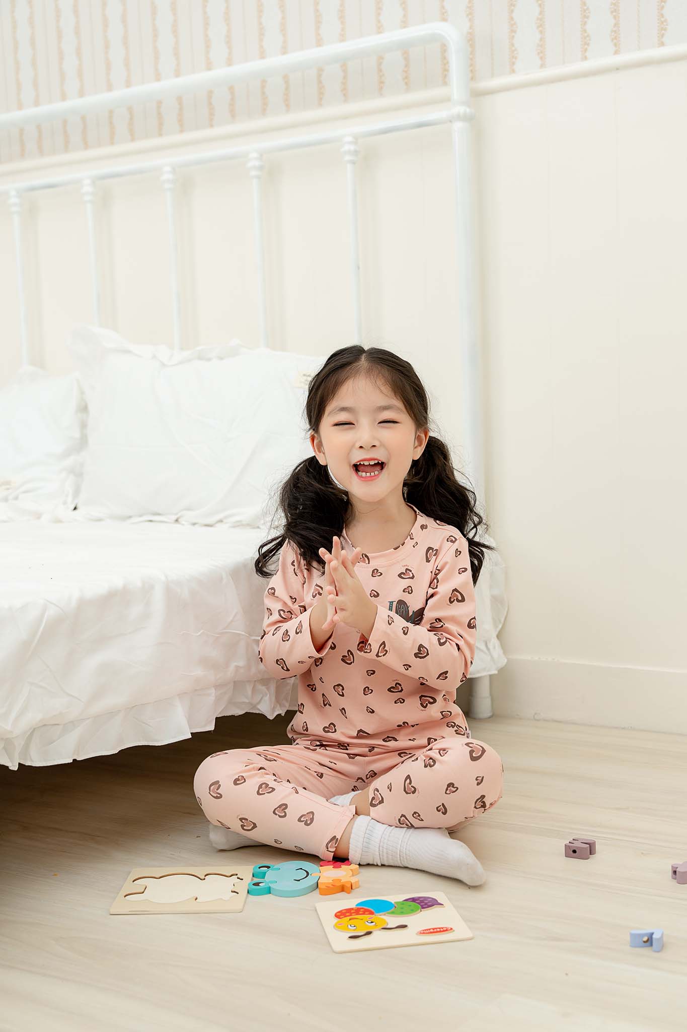 Bộ thun in tràn hoạ tiết trái tim ilaby_thumbnail_1