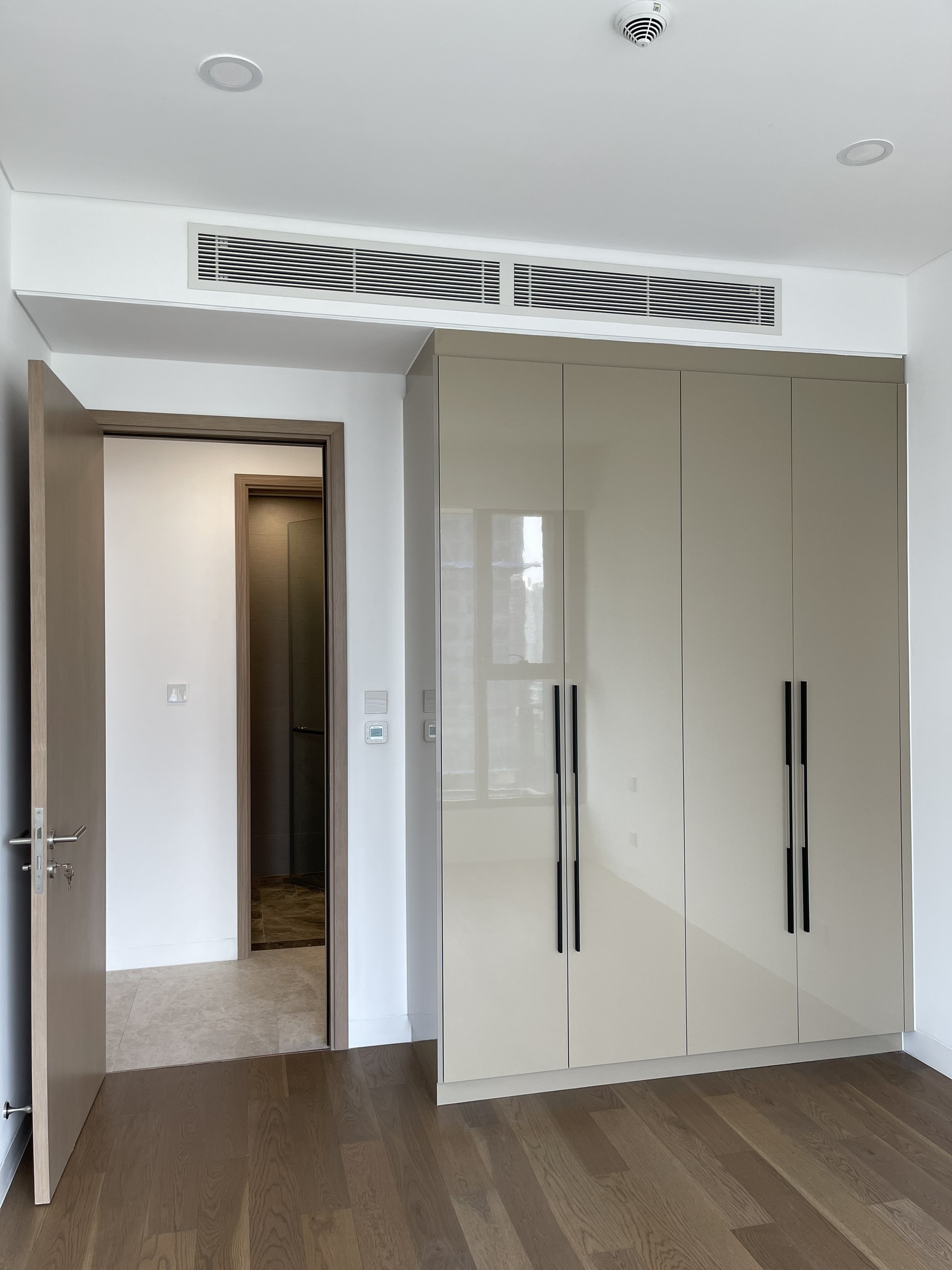 Chủ nhà kẹt vốn kinh doanh bán lại CH 2PN view đẹp _thumbnail_8