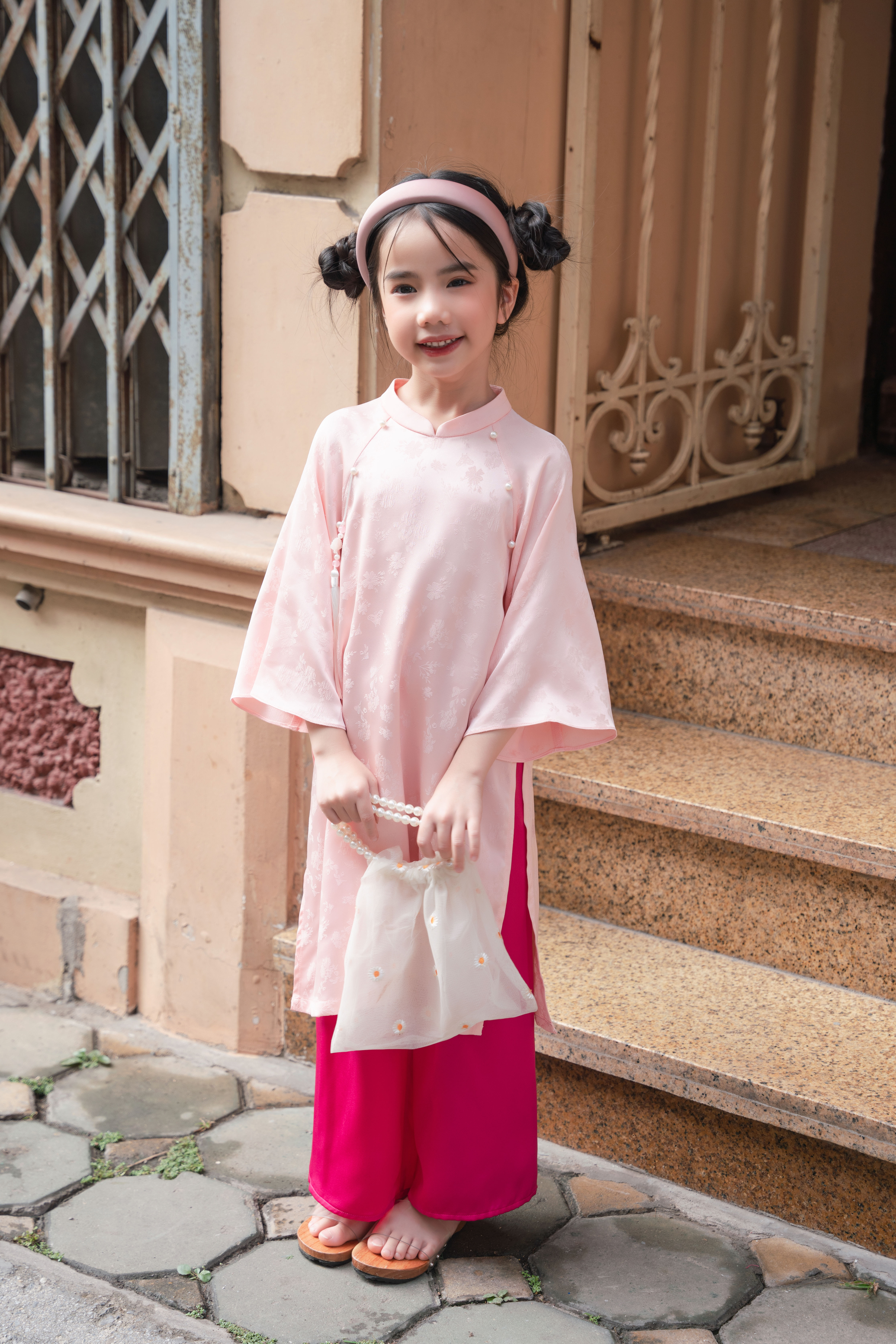 Áo dài Cẩm Mịch bé_thumbnail_15