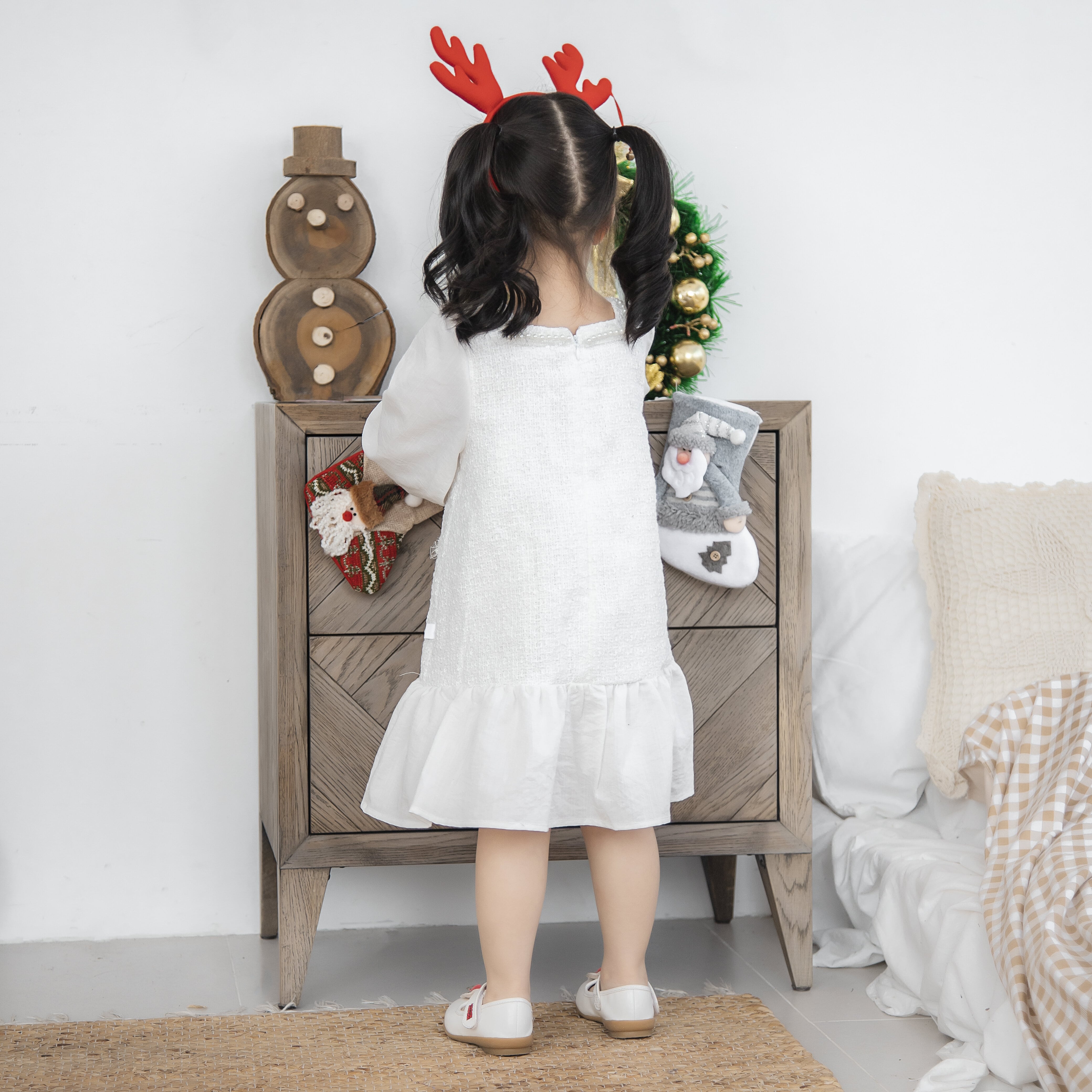 Váy đuôi cá dạ tweed phối ngọc_thumbnail_2