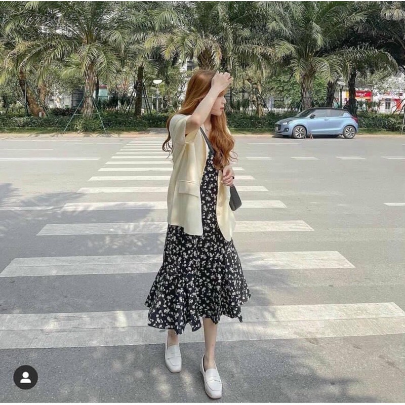 &Aacute;o vest blazer v&agrave; v&aacute;y họa tiết hoa