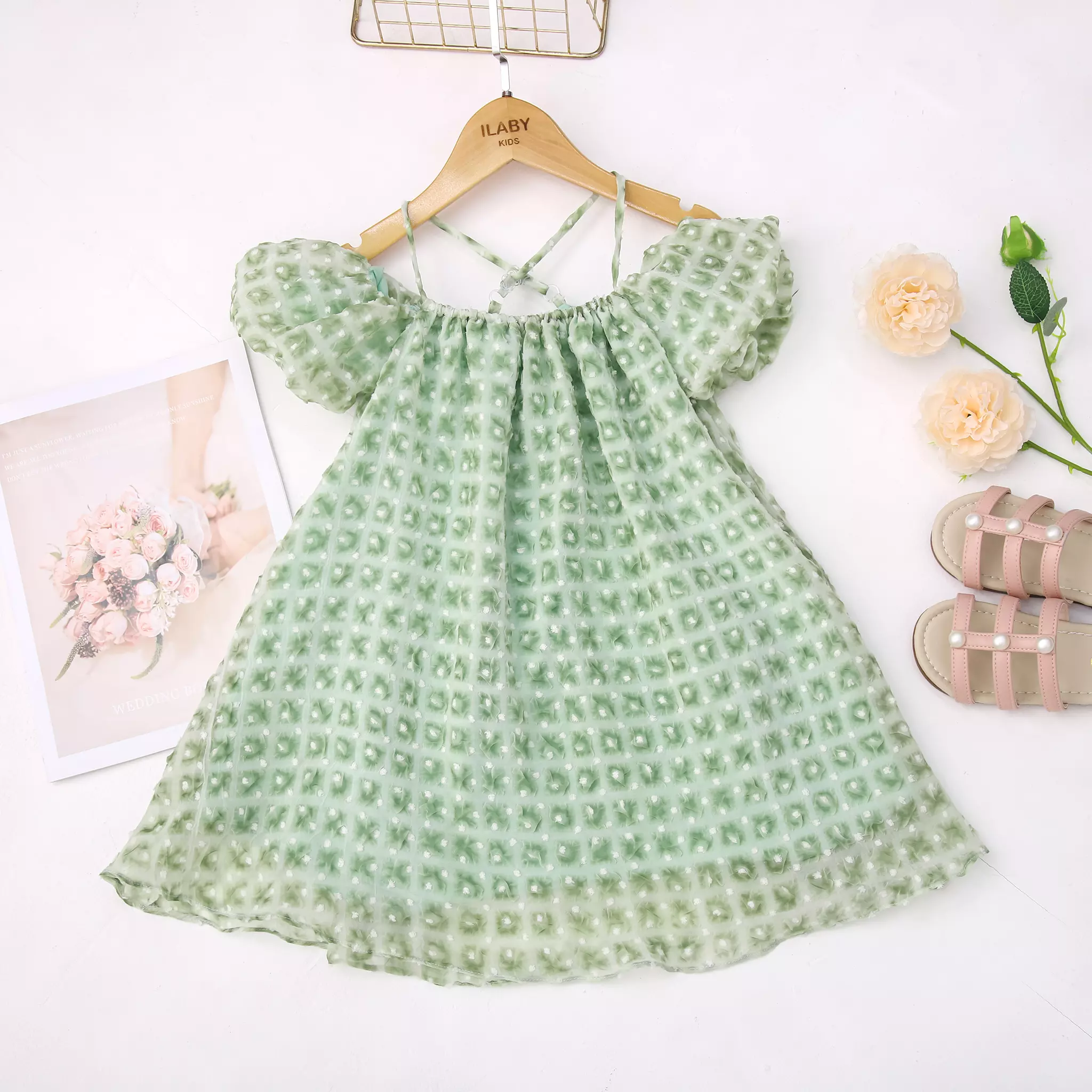 Váy maxi tay chuông trễ vai