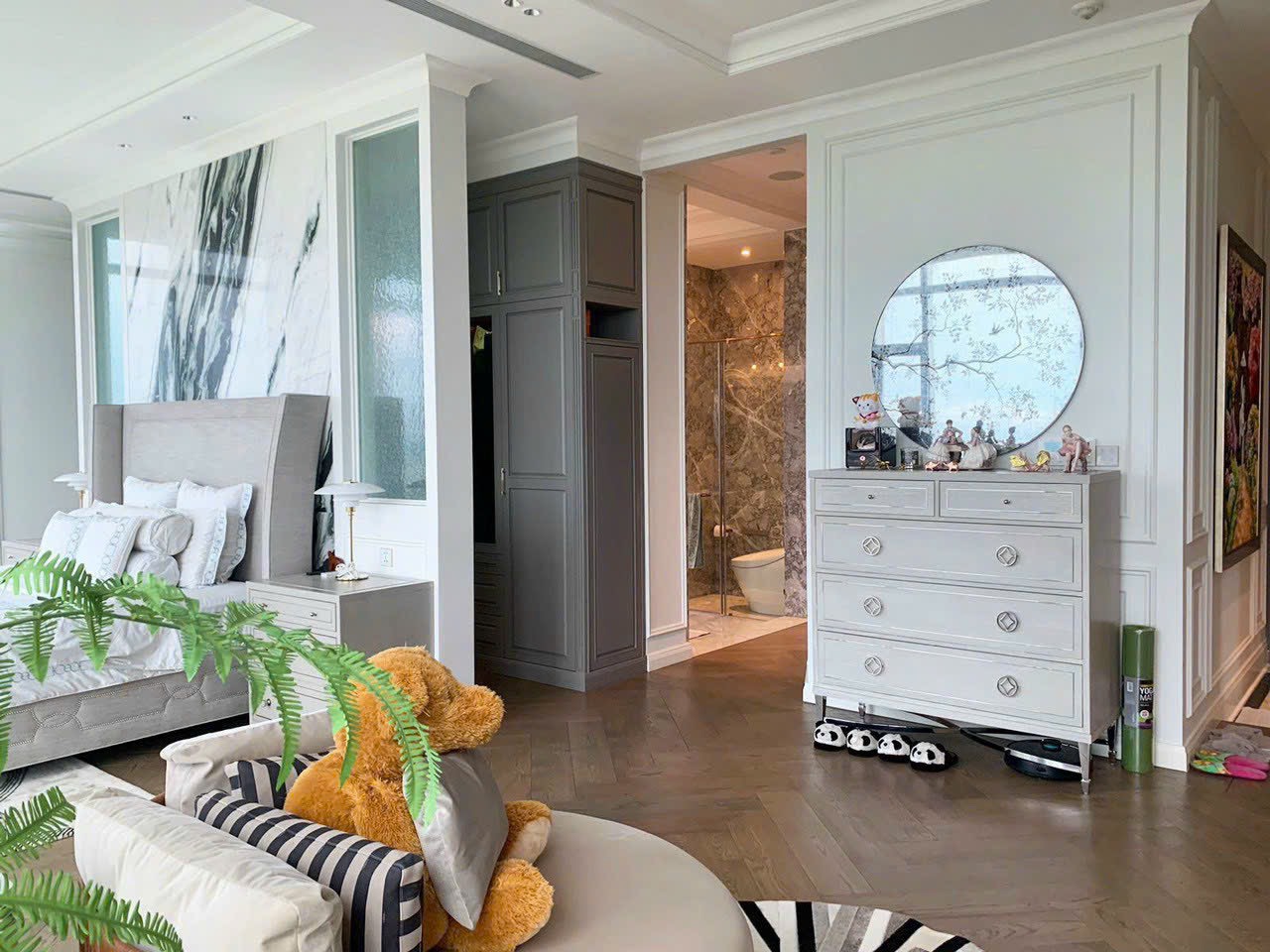 Chủ nhà cần bán căn Penthouse, view đẹp trực diện sông giá 80 tỷ_thumbnail_2