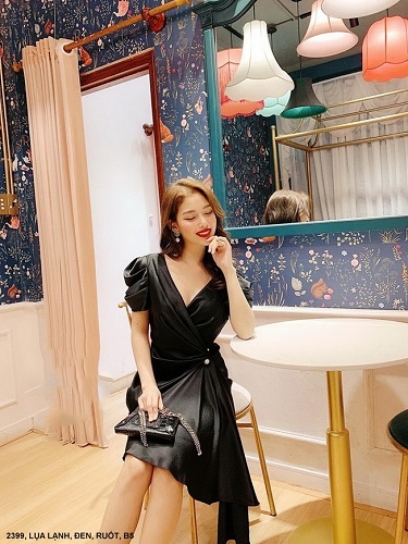 ĐẦM CỔ CHÉO EO THẮT NƠ DÀI XUỐNG LAI - 2399