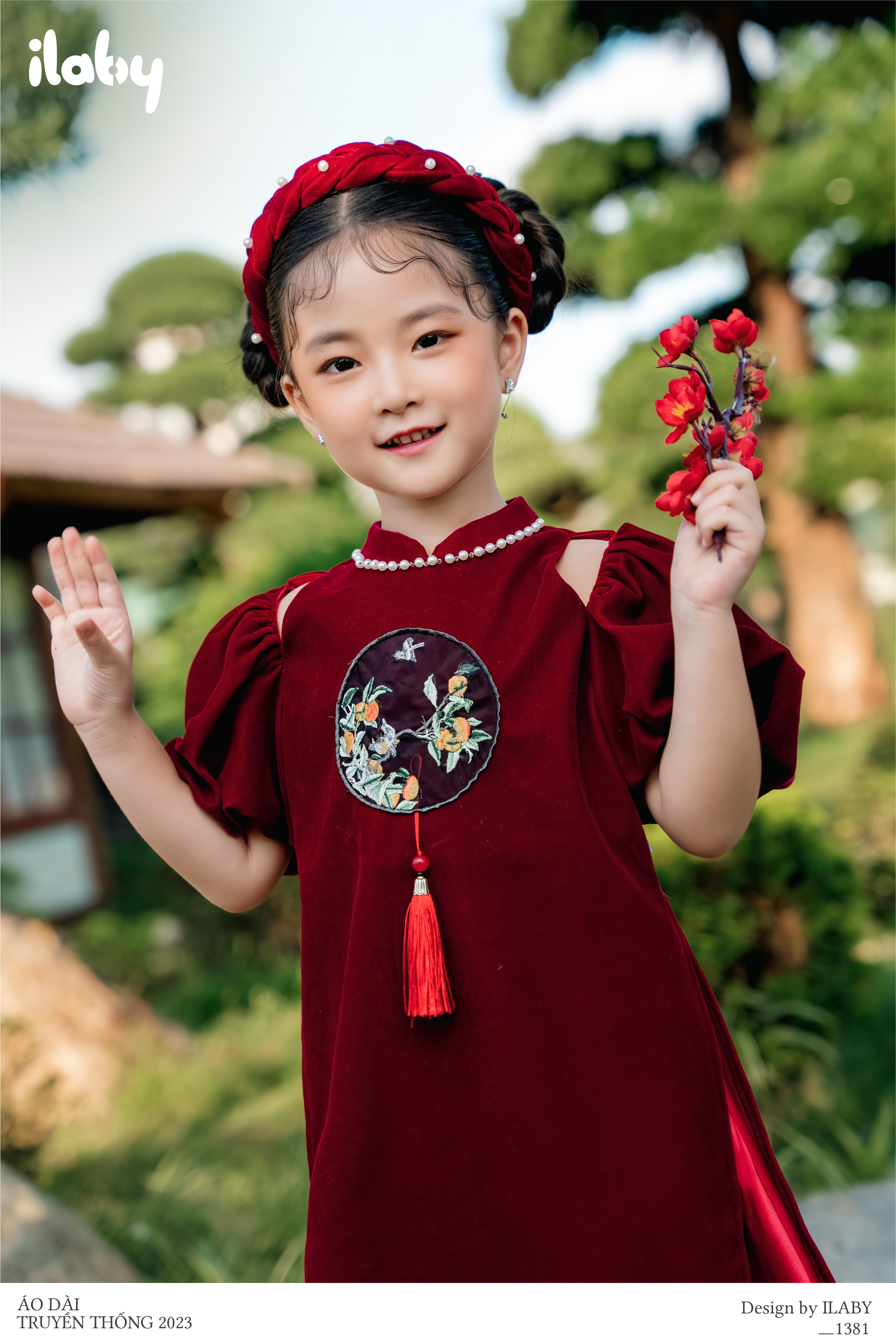 Áo dài đính cổ ngọc_thumbnail_2