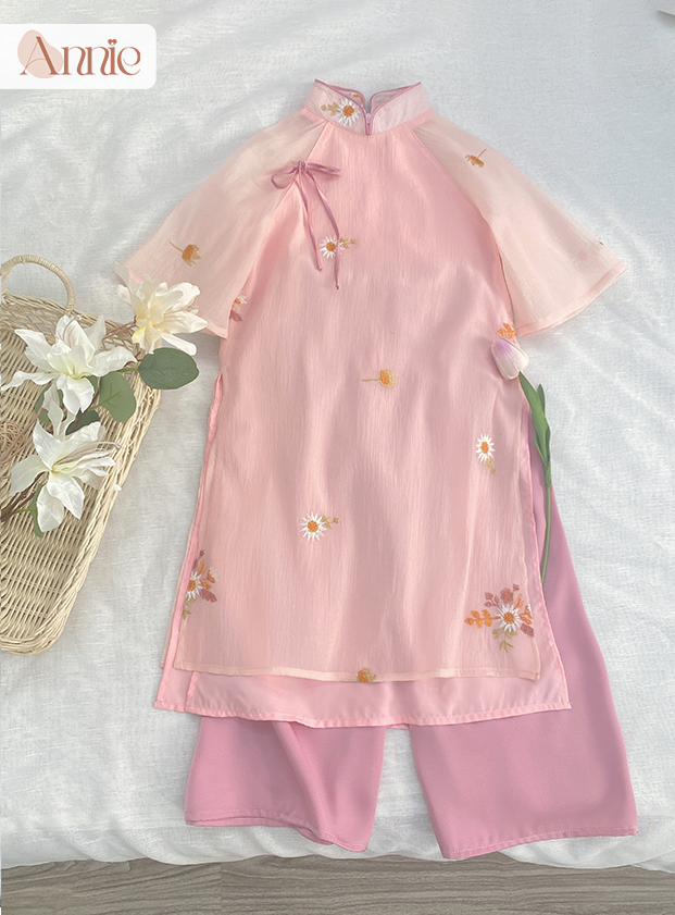 Áo dài tết bé gái 2024 size đại 40kg Anniebaby áo dài cổ tàu 4 tà chất đũi xốp mềm mịn thêu hoa cúc AD23030_thumbnail_13