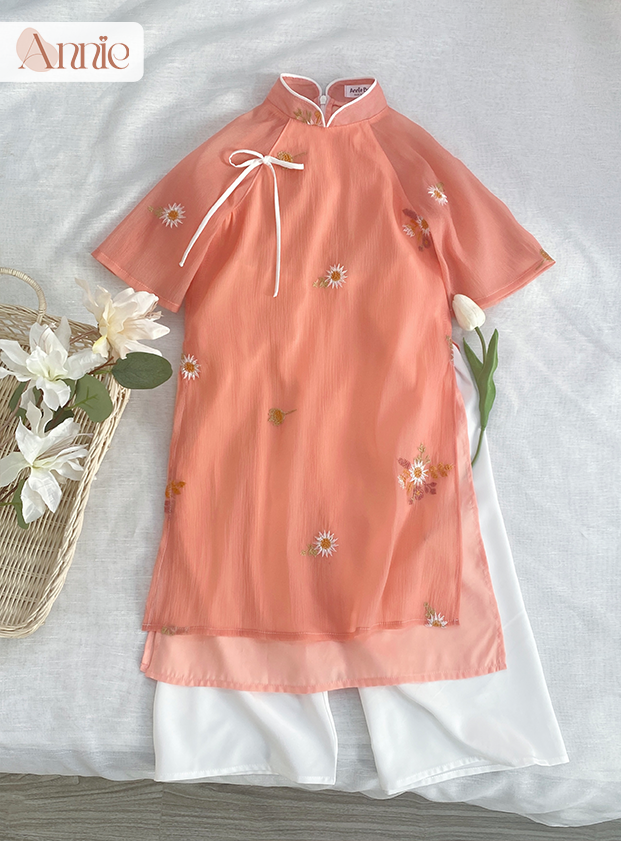 Áo dài tết bé gái 2024 size đại 40kg Anniebaby áo dài cổ tàu 4 tà chất đũi xốp mềm mịn thêu hoa cúc AD23030_thumbnail_14