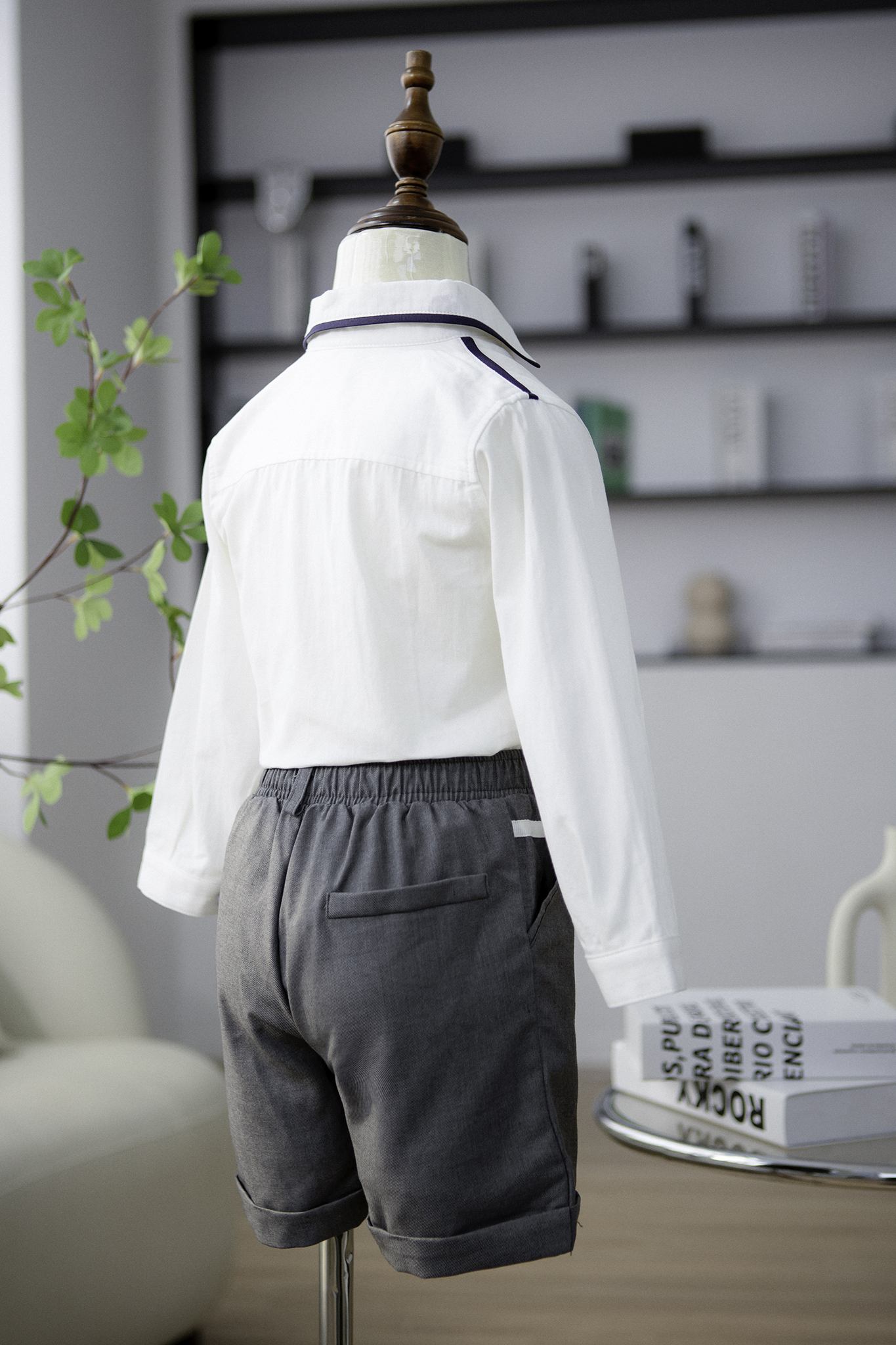 Áo sơmi phối màu viền cổ và vai_thumbnail_1